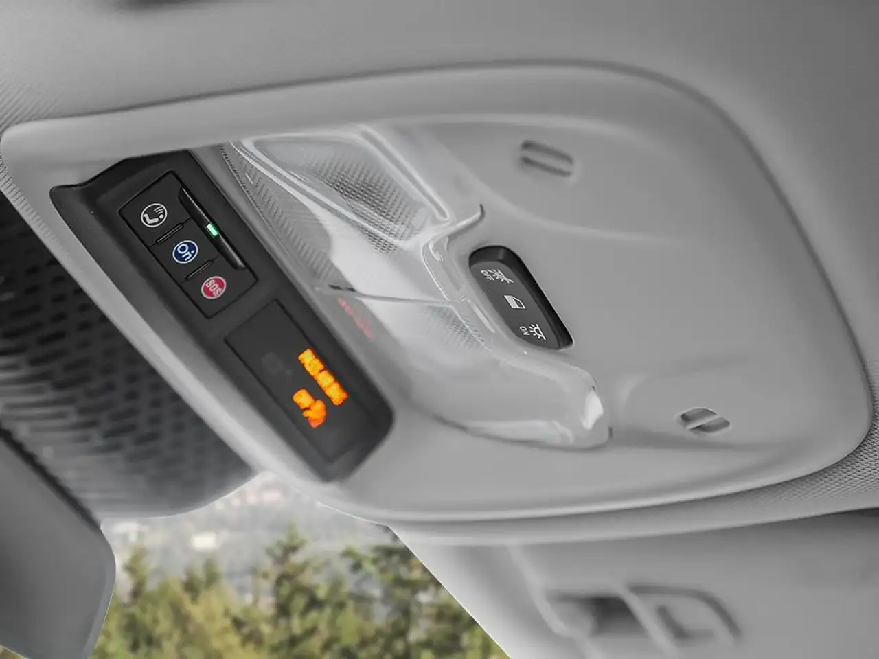 Chevrolet Bolt photo Chevrolet Bolt