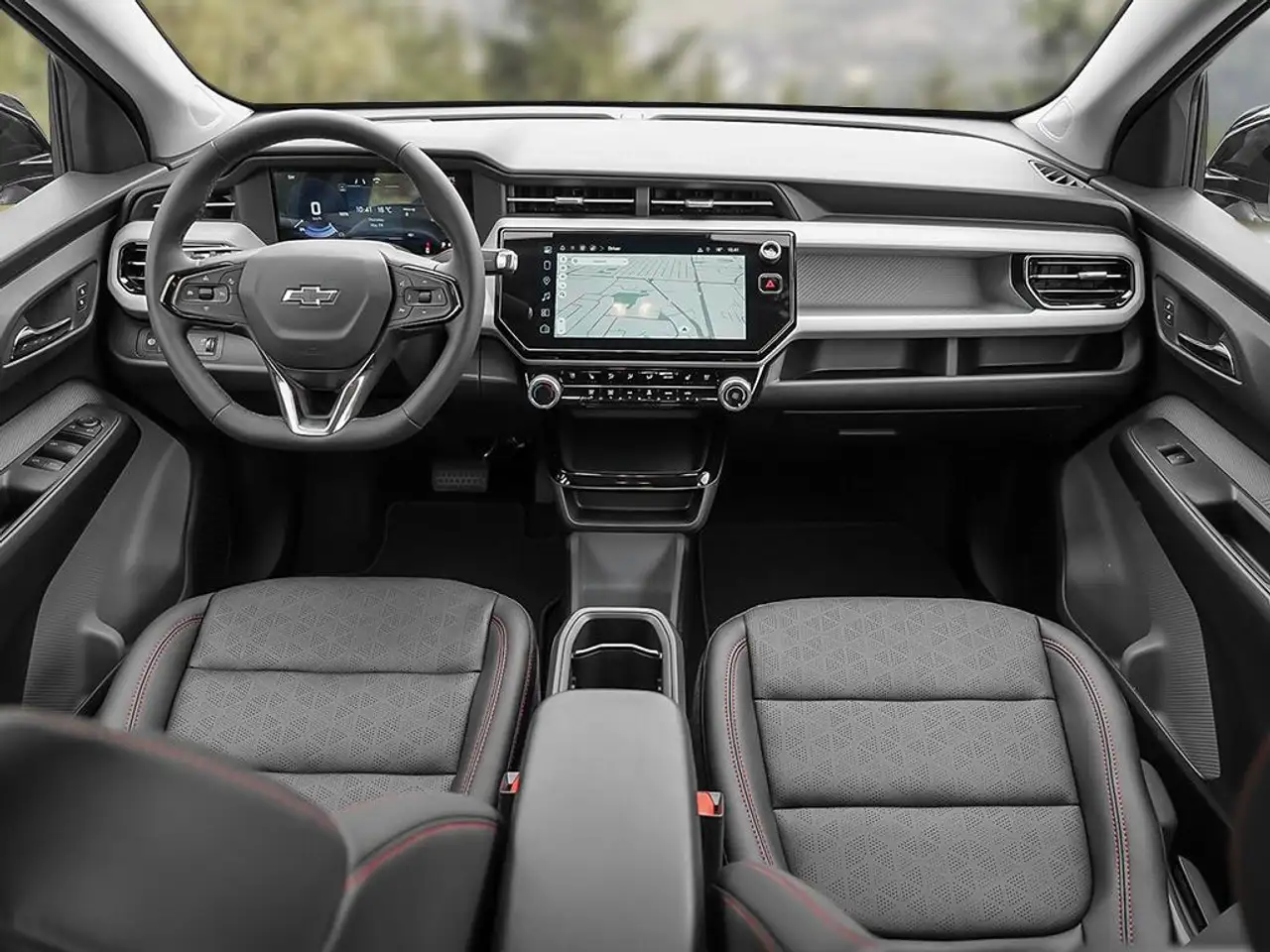 Chevrolet Bolt photo Chevrolet Bolt