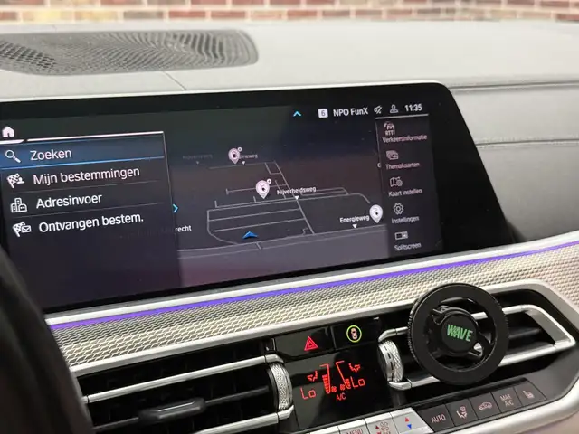 BMW X5 view 18