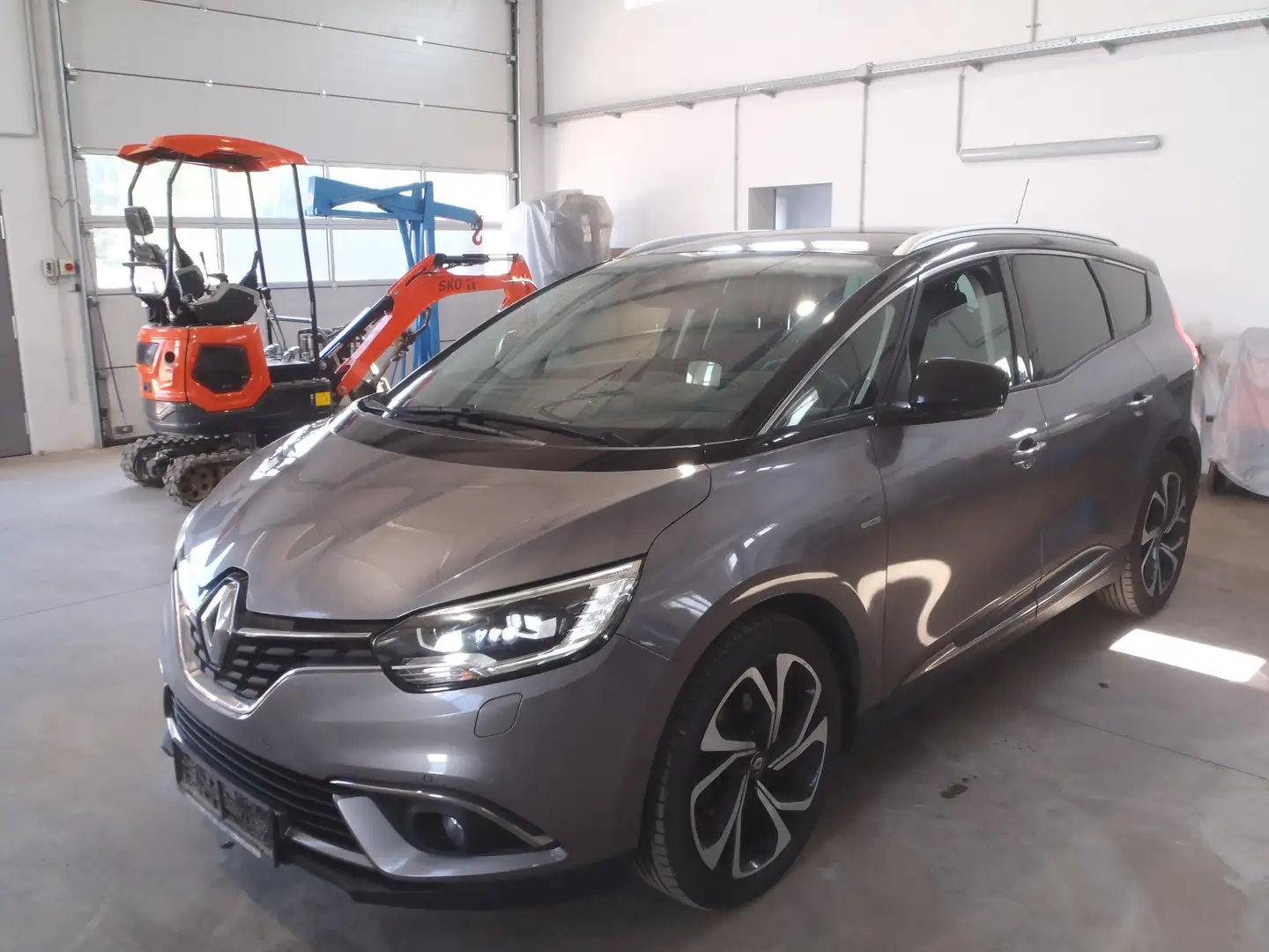 Renault Scenic Scénic Energy dCi 130 Bose Grijs - 2