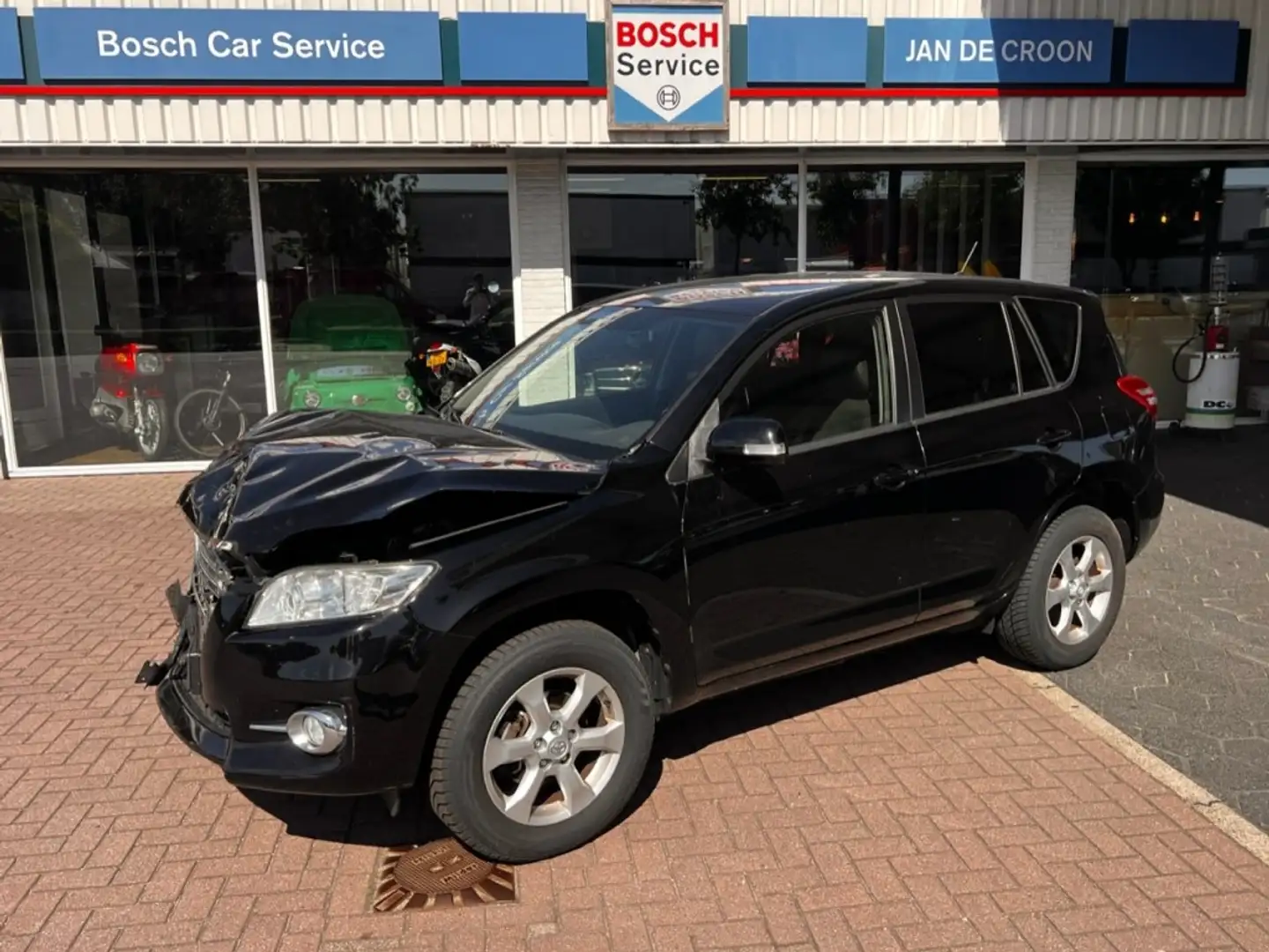 Toyota RAV 4 2.0 VVTI 4x4 automaat Exe Facelift NL-auto #SCHADE Zwart - 1