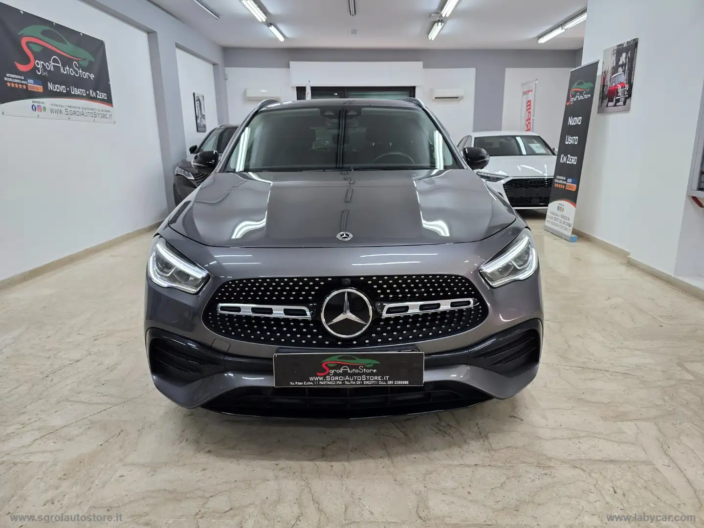 Mercedes-Benz GLA 220 GLA 220 d Automatic Premium Grigio - 2