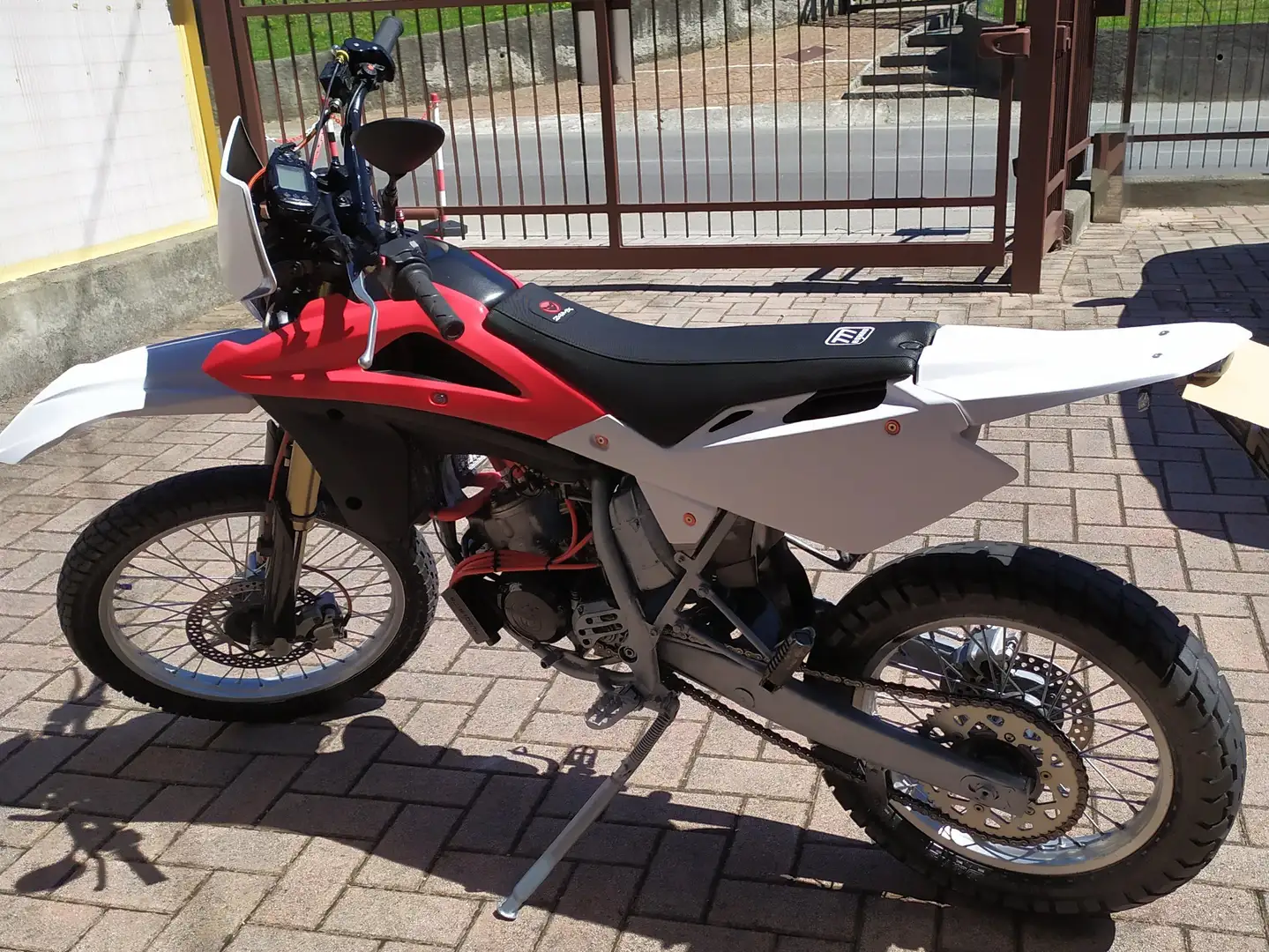 Husqvarna WRE 125 Rouge - 1