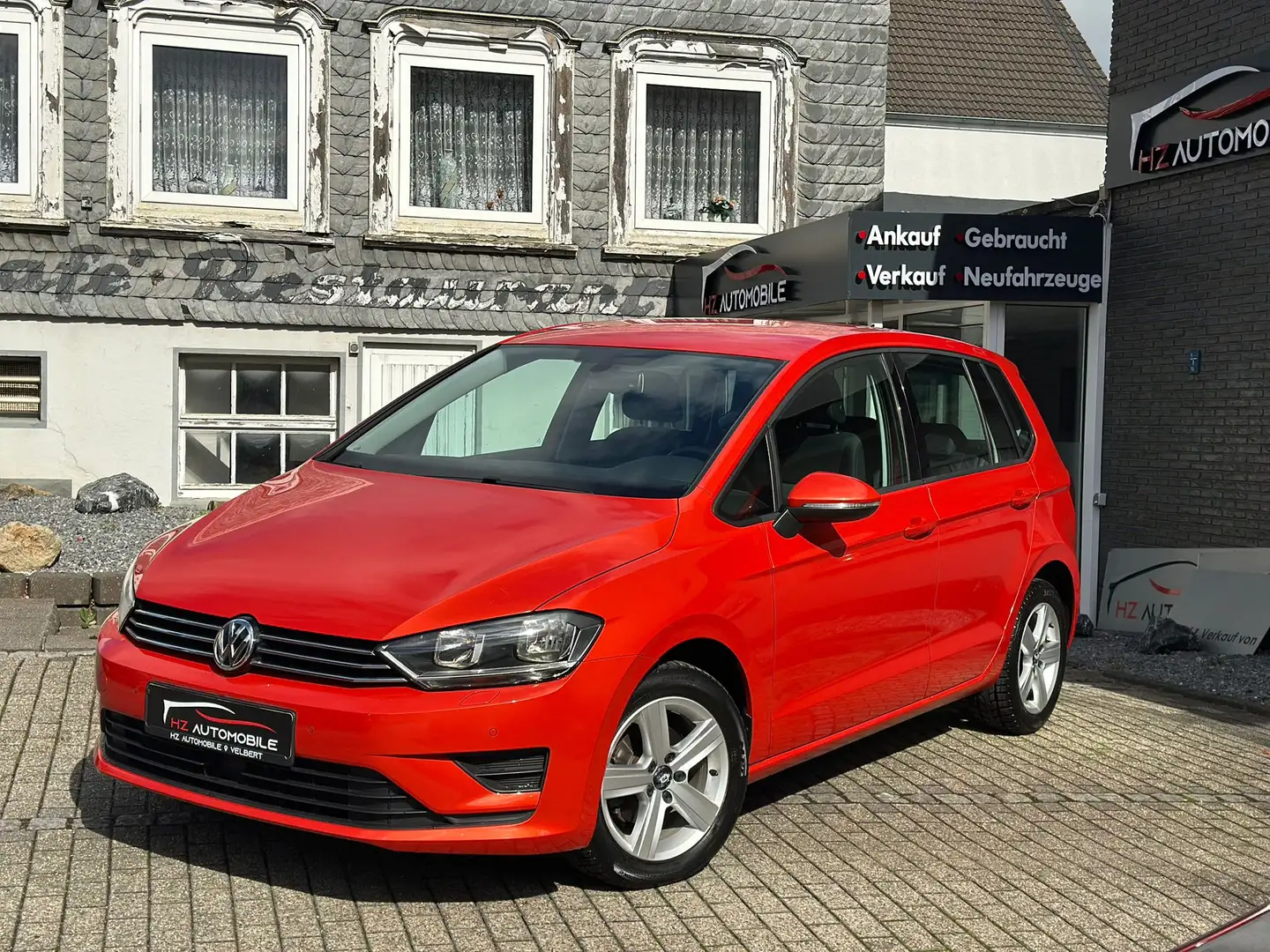 Volkswagen Golf Sportsvan 1.2 TSI Comfortline Start-Stopp Orange - 2