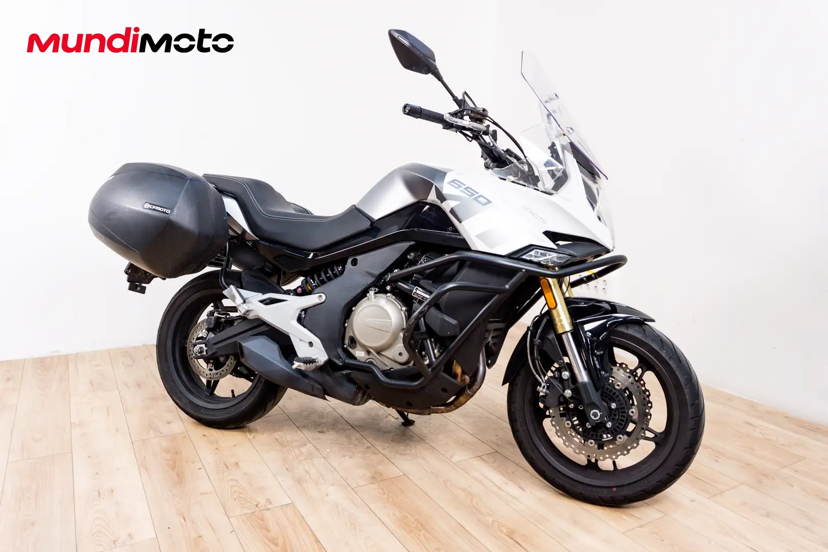 CFMOTO 650 MT - 2