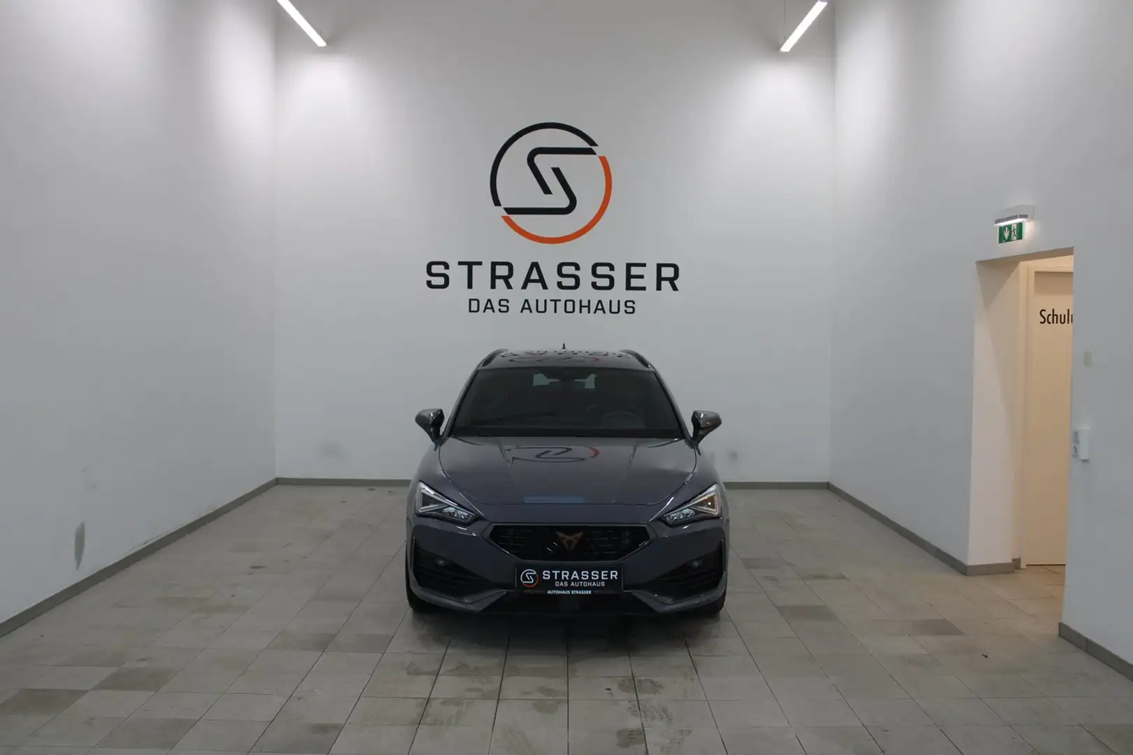 CUPRA Leon TRIBE 2.0 TDI DSG 150 Grau - 2