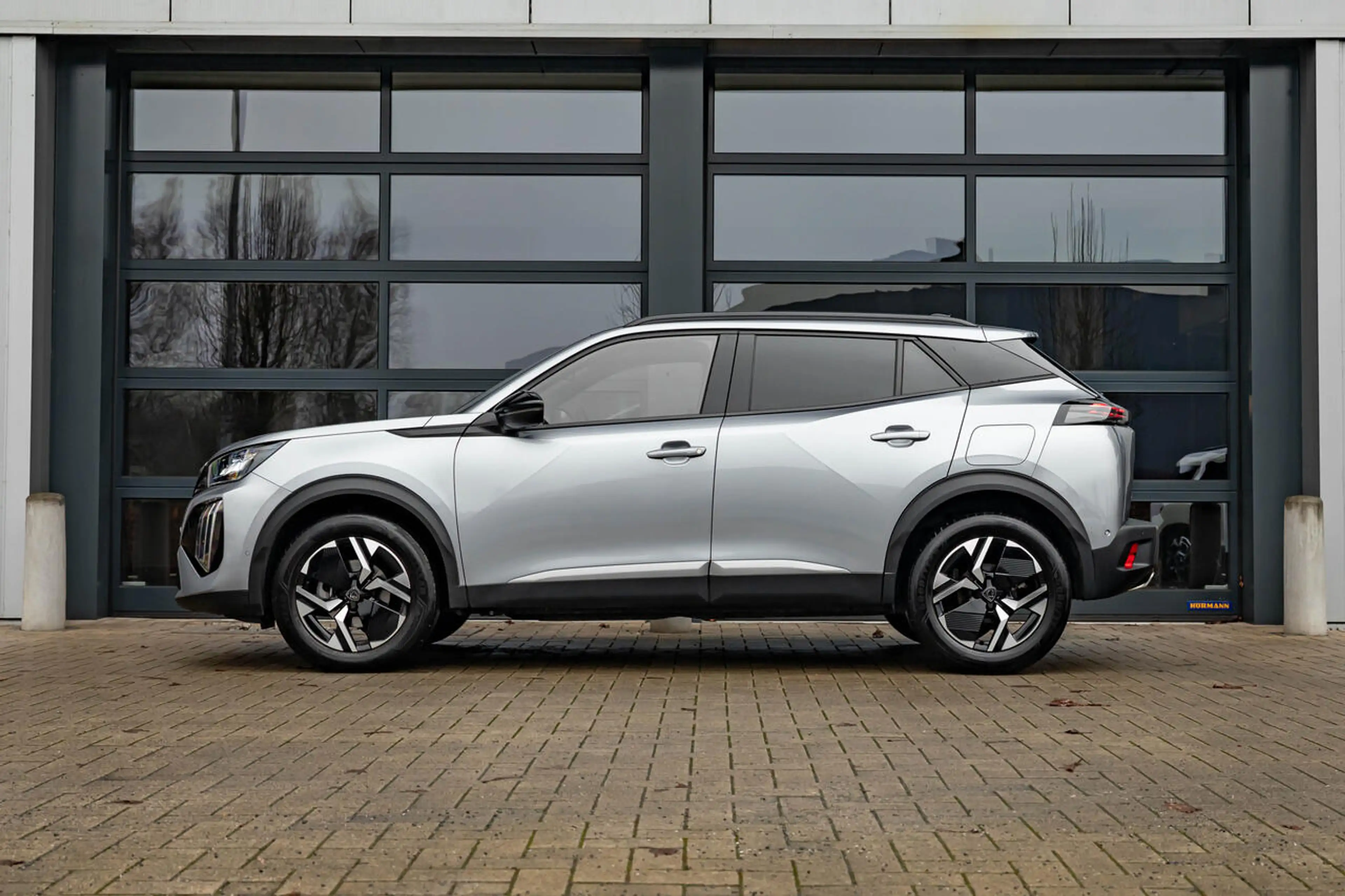 Peugeot 2008 MHEV 145 PK | Navi | 360° | Dodehoekdet. | Adap... — photo 3