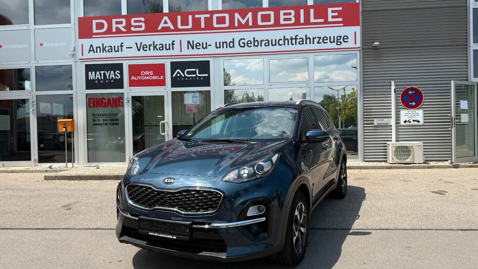Kia Sportage Vision 4WD/Navi/Kamera/AHK Blauw - 1