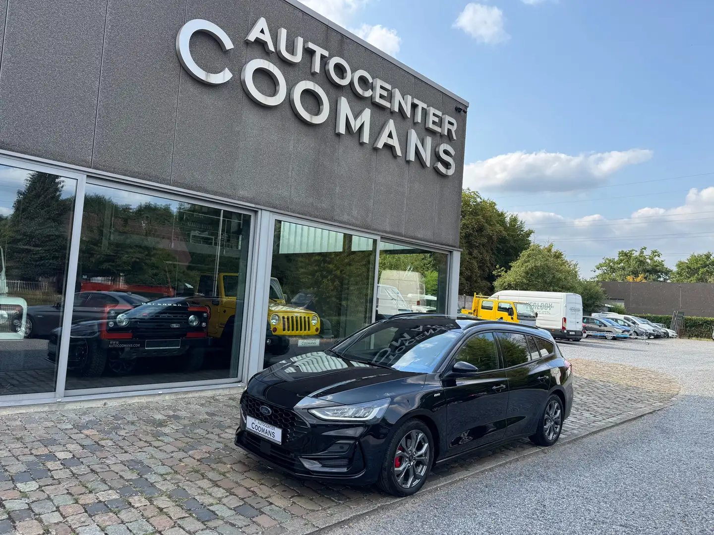 Ford Focus Focus Turnier 1.0 EcoBoost Hybrid ST-LINE DESIGN Schwarz - 1