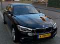 BMW 120 i High Exec Zwart - thumbnail 1