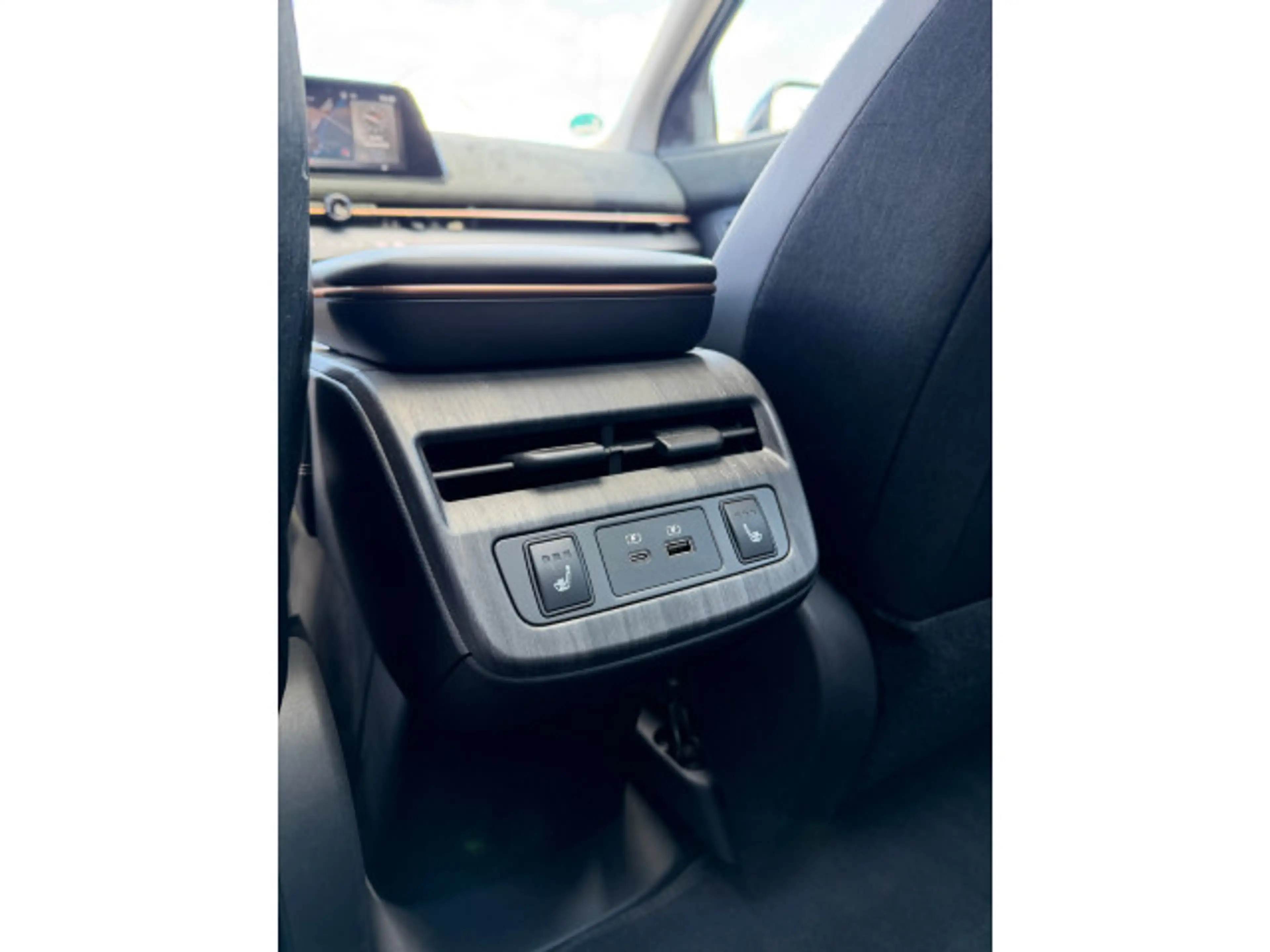 Nissan Ariya Evolve Pack 87 kWh, Navi, Klima, Kamera, B — photo 13