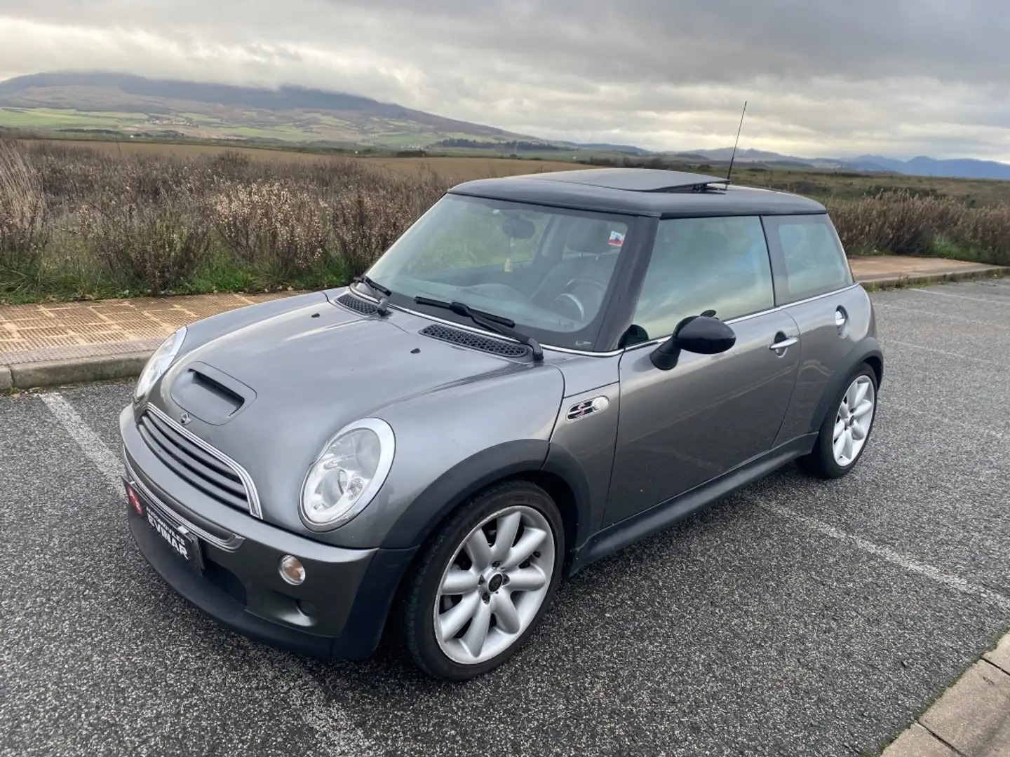 MINI Cooper S Gris - 1