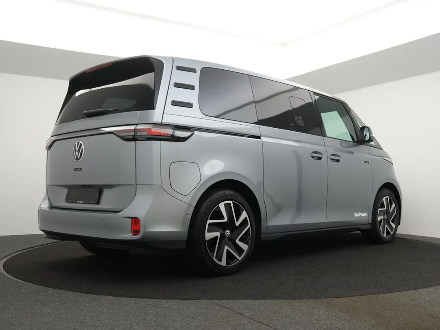 Volkswagen ID. Buzz ID. Buzz GTX 340PK!  79kWh 4MOTION  / DEMO Grijs - 2