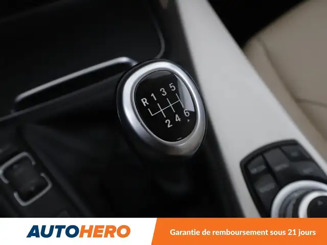BMW 3 Series view 29