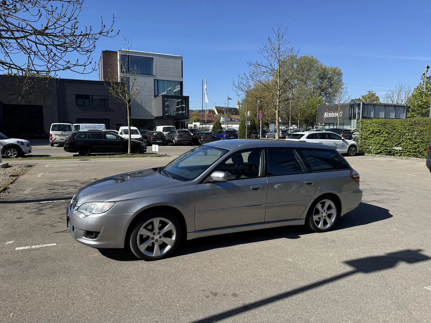 Subaru Legacy 2.0 D Active Grau - 1