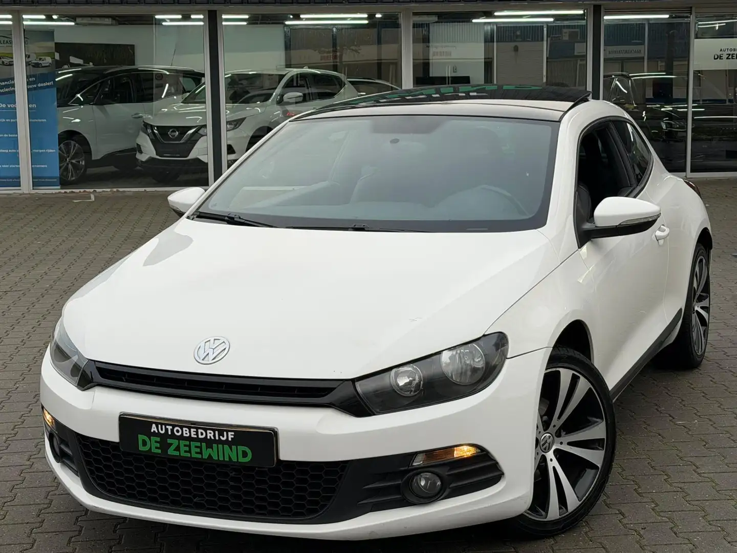 Volkswagen Scirocco 1.4 TSI Edition|Panorramadak|Rijklaar Wit - 2