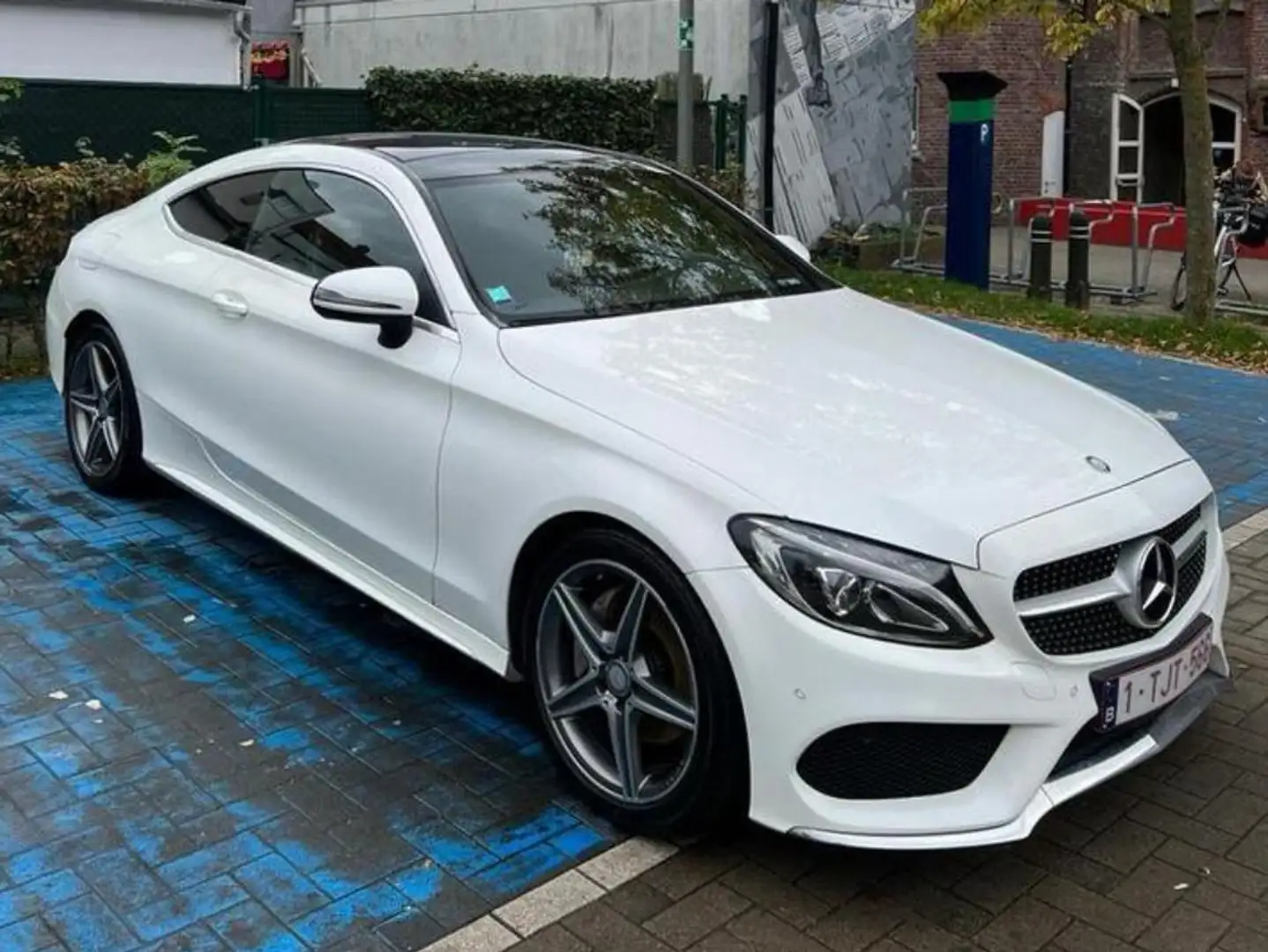 Mercedes-Benz C 220 C 220 d Coupe 4Matic 9G-TRONIC AMG Line Blanc - 1