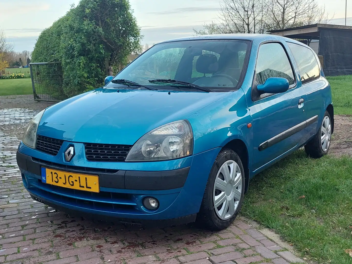 Renault Clio Clio 1.2-16V Dynamique Bleu - 1