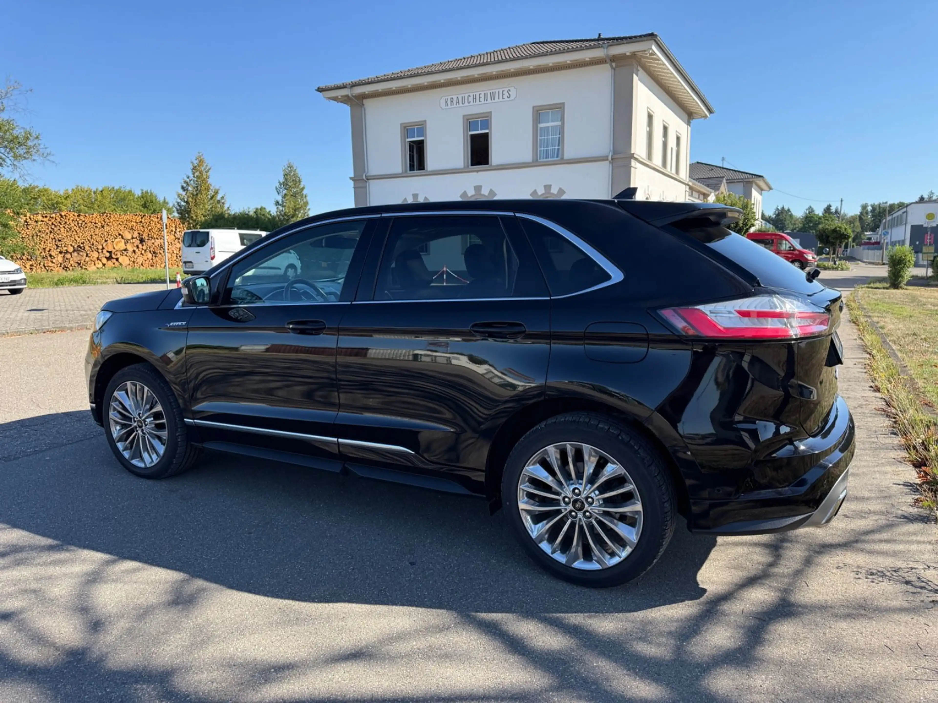 Ford Edge 2.0 EB Vignale AWD SHG AHK Laneass Panorama — photo 4
