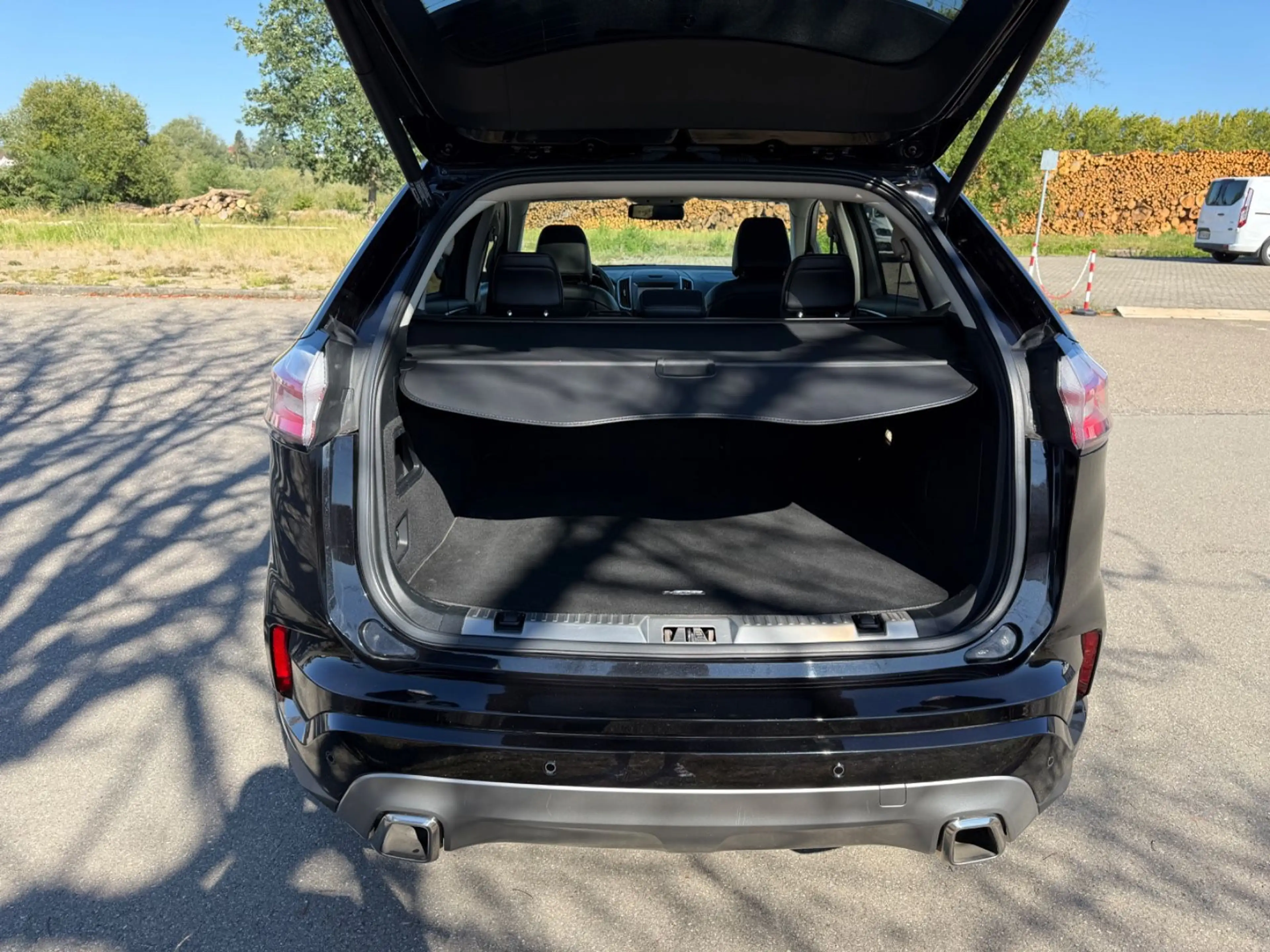 Ford Edge 2.0 EB Vignale AWD SHG AHK Laneass Panorama — photo 20