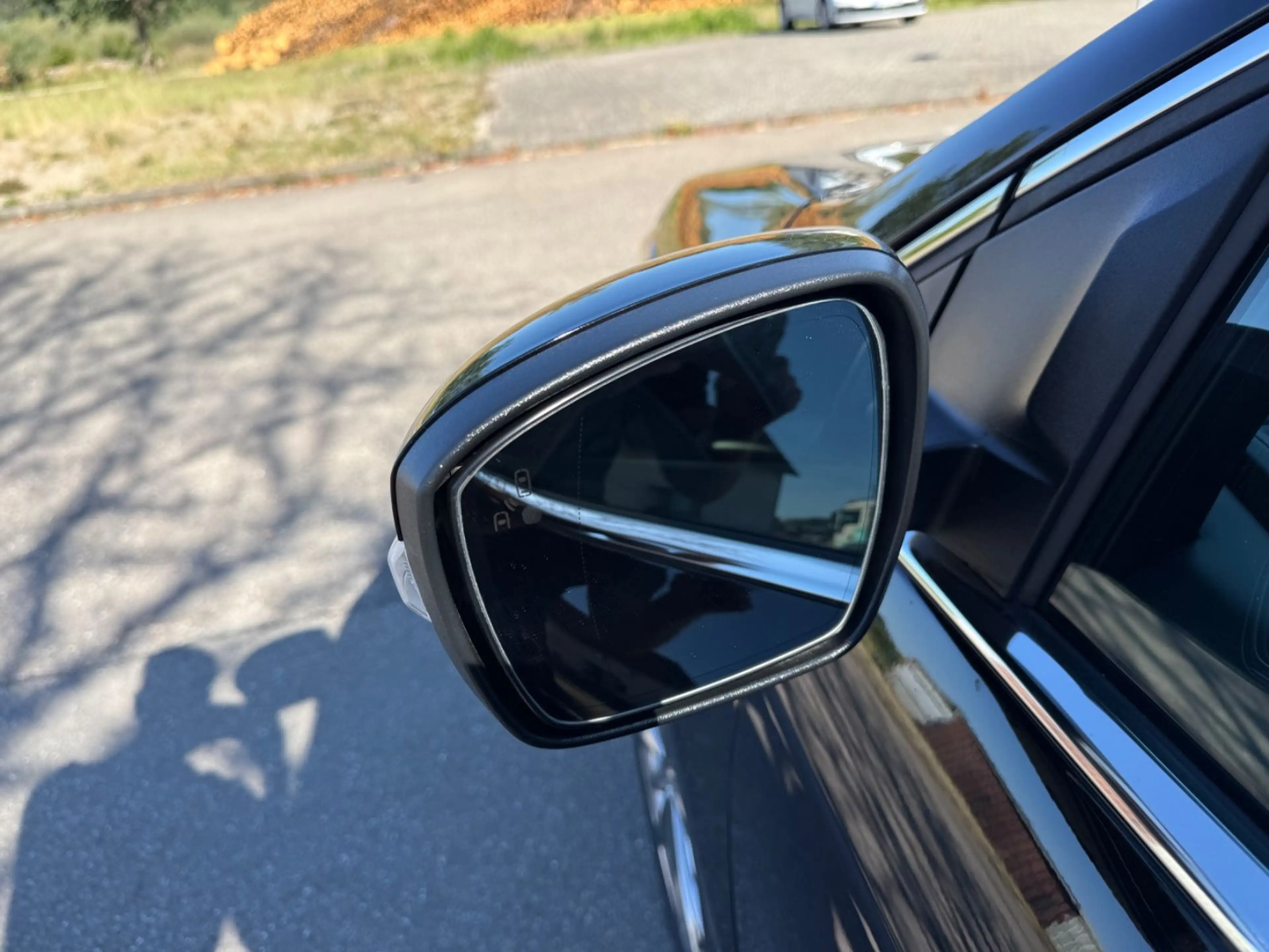 Ford Edge 2.0 EB Vignale AWD SHG AHK Laneass Panorama — photo 22