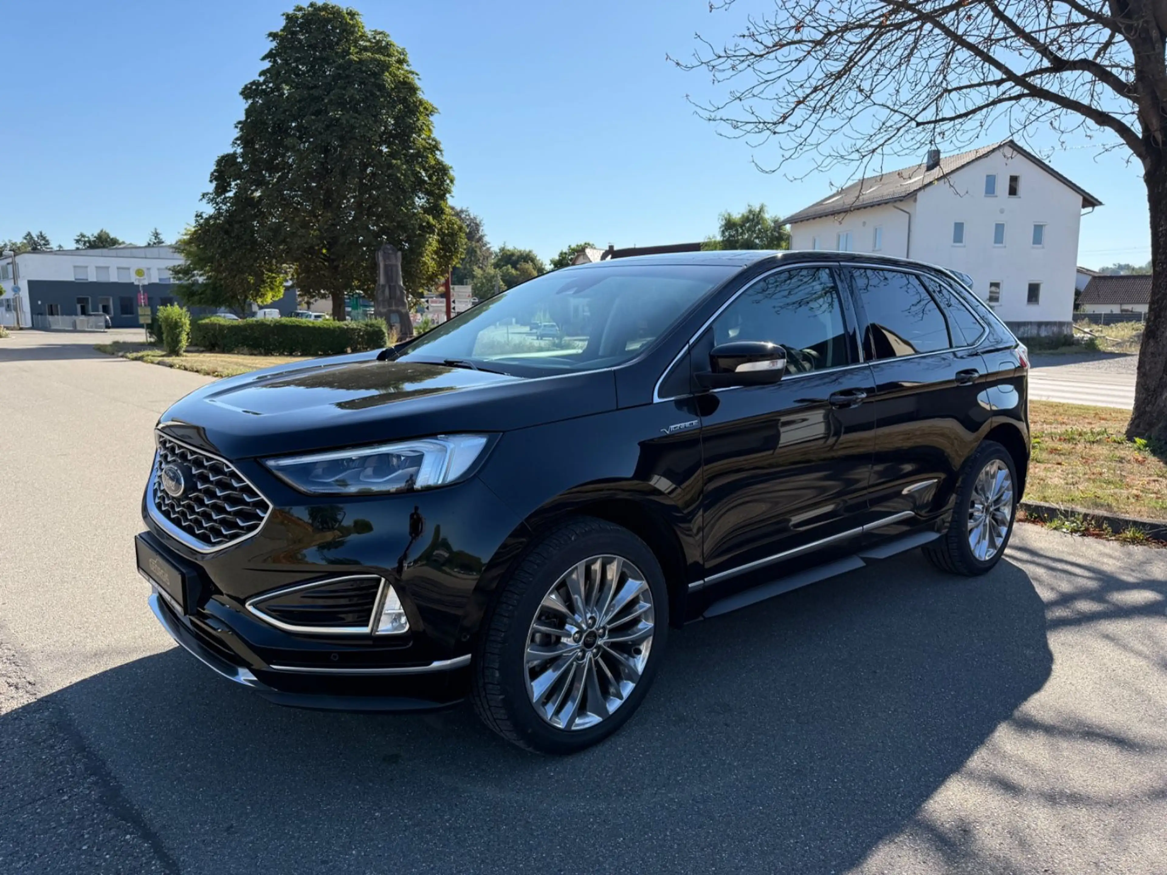 Ford Edge 2.0 EB Vignale AWD SHG AHK Laneass Panorama — photo 2