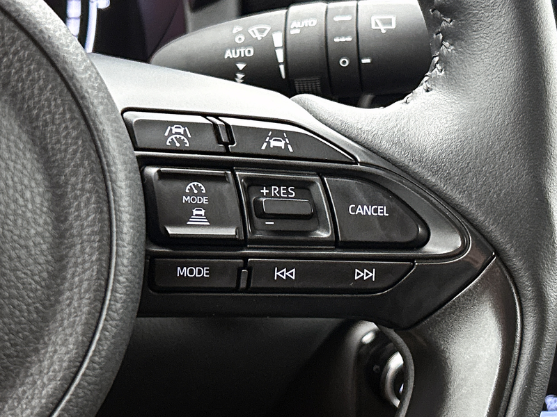 Toyota Yaris 1.5 Hybrid 115 Dynamic | NL-Auto | Comfort Pack | — photo 14