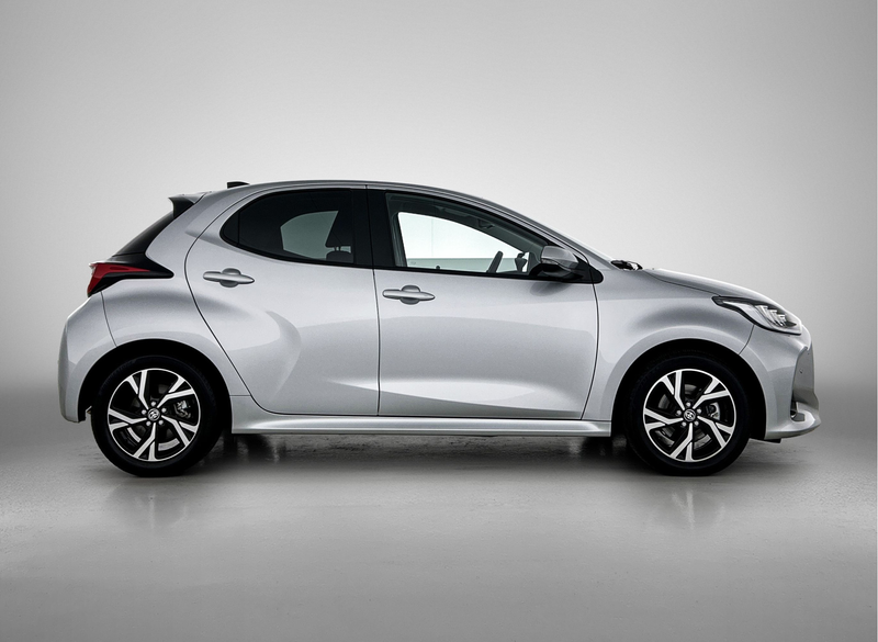 Toyota Yaris 1.5 Hybrid 115 Dynamic | NL-Auto | Comfort Pack | — photo 11