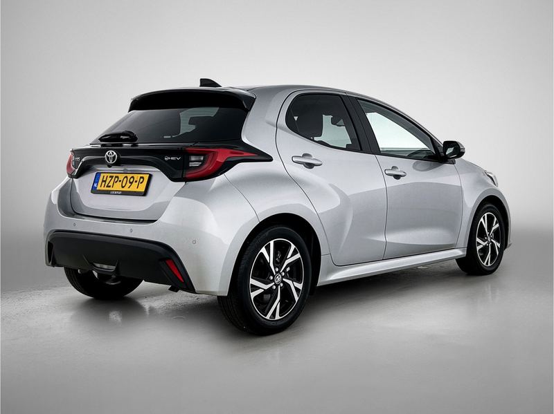 Toyota Yaris 1.5 Hybrid 115 Dynamic | NL-Auto | Comfort Pack | — photo 2