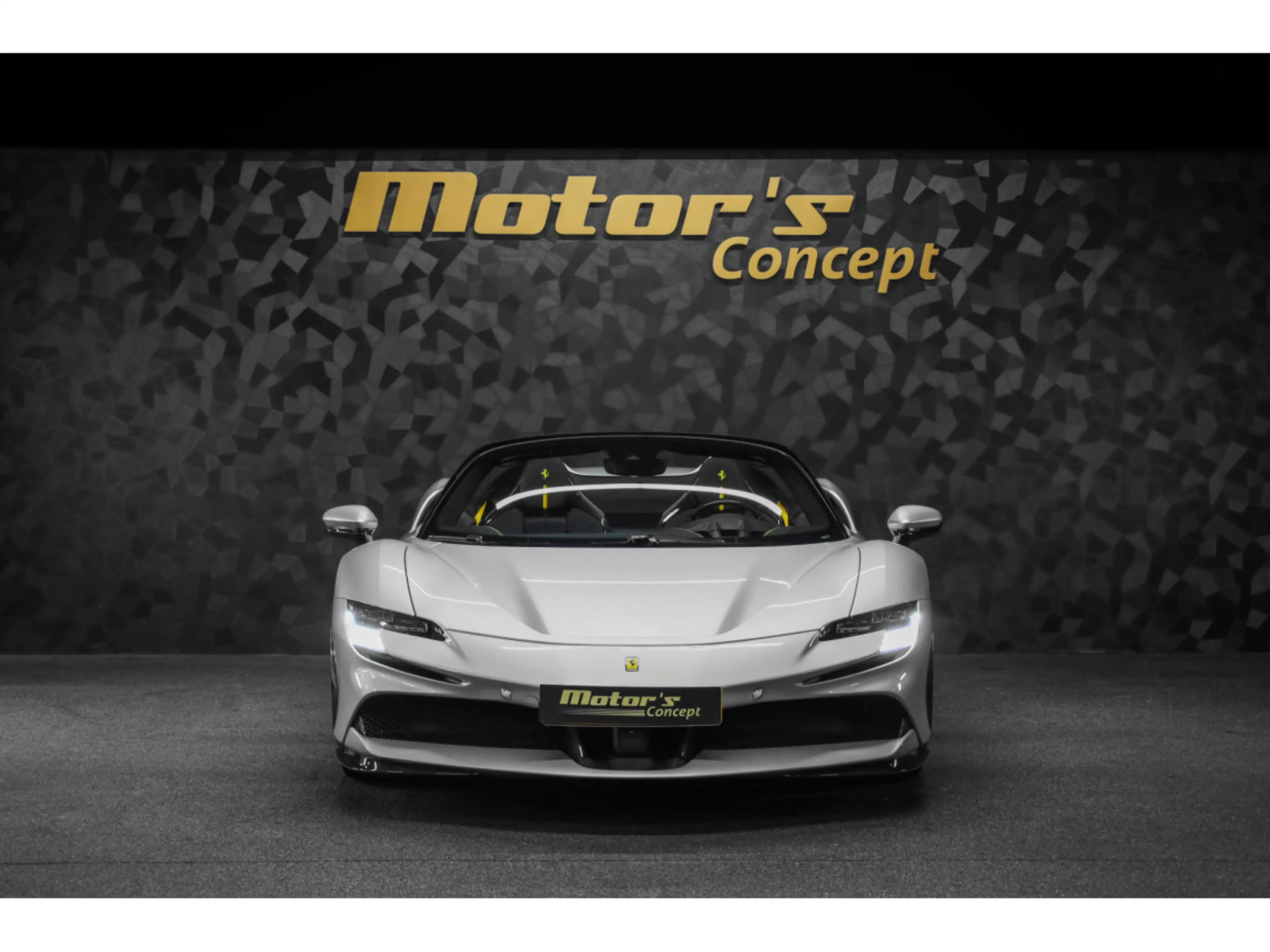 Ferrari SF90 Spider V8 - ARGENTO NURBURGRING - FULL CARBON — photo 4
