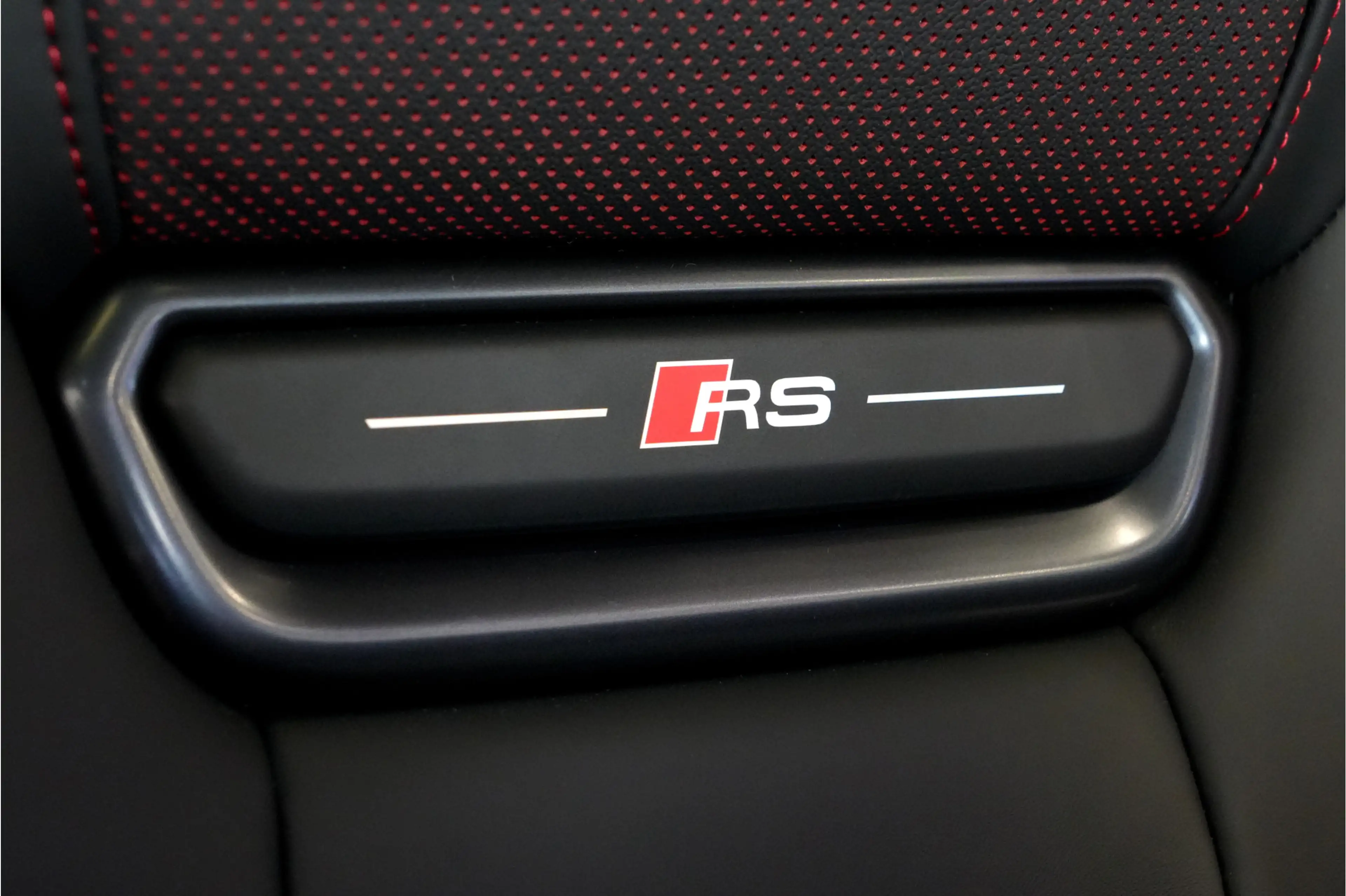 Audi RS5 Avant e-hybrid 470kW/640pk Aut8 Quattro Tech Pro K — photo 44