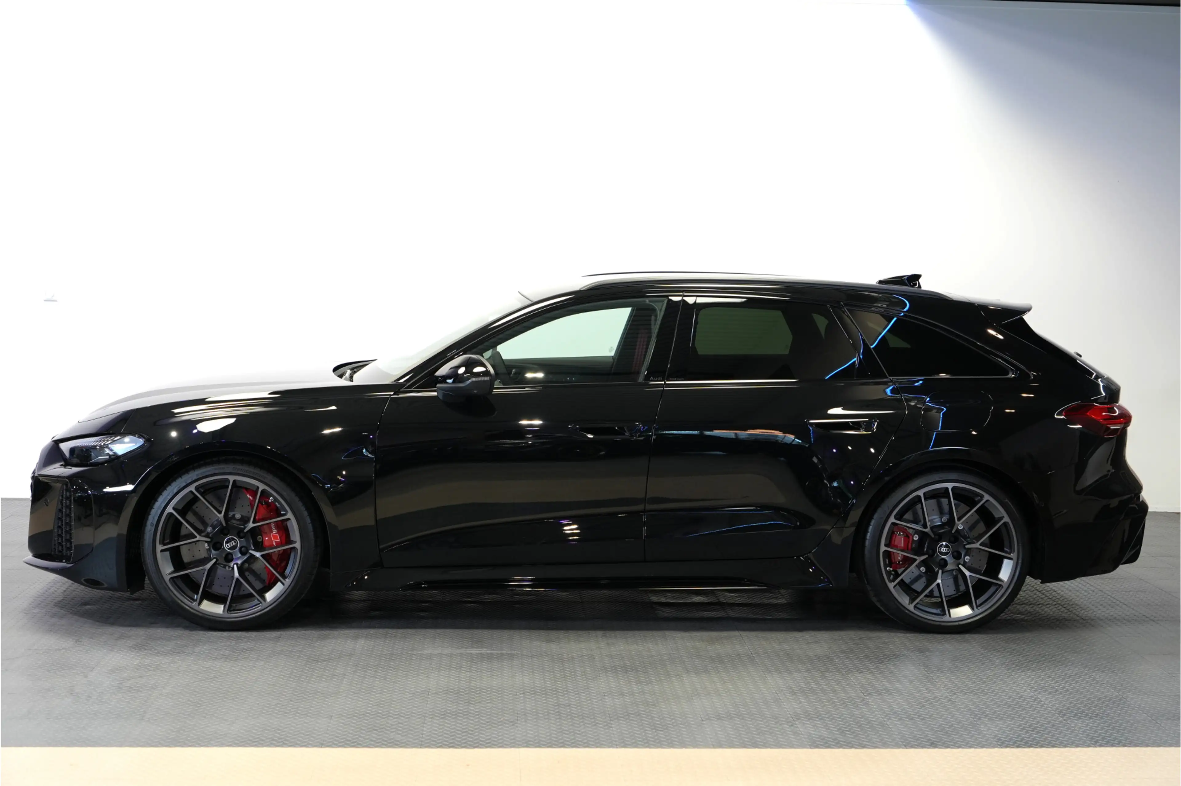 Audi RS5 Avant e-hybrid 470kW/640pk Aut8 Quattro Tech Pro K — photo 3