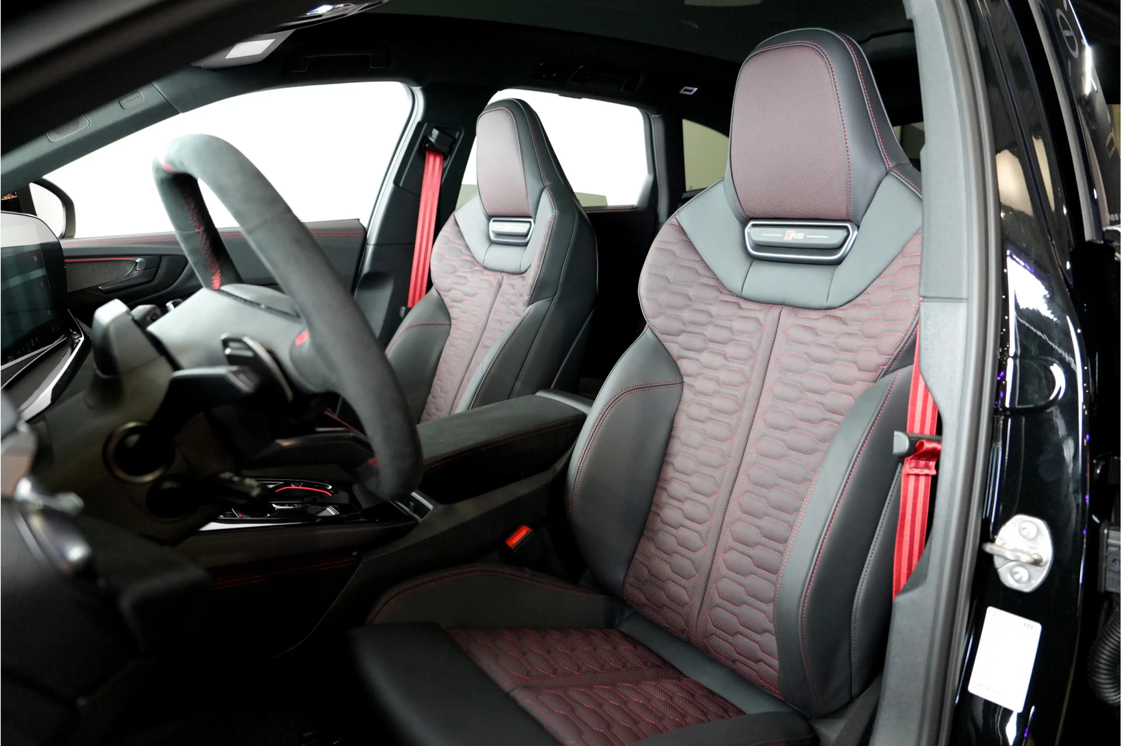 Audi RS5 Avant e-hybrid 470kW/640pk Aut8 Quattro Tech Pro K — photo 20