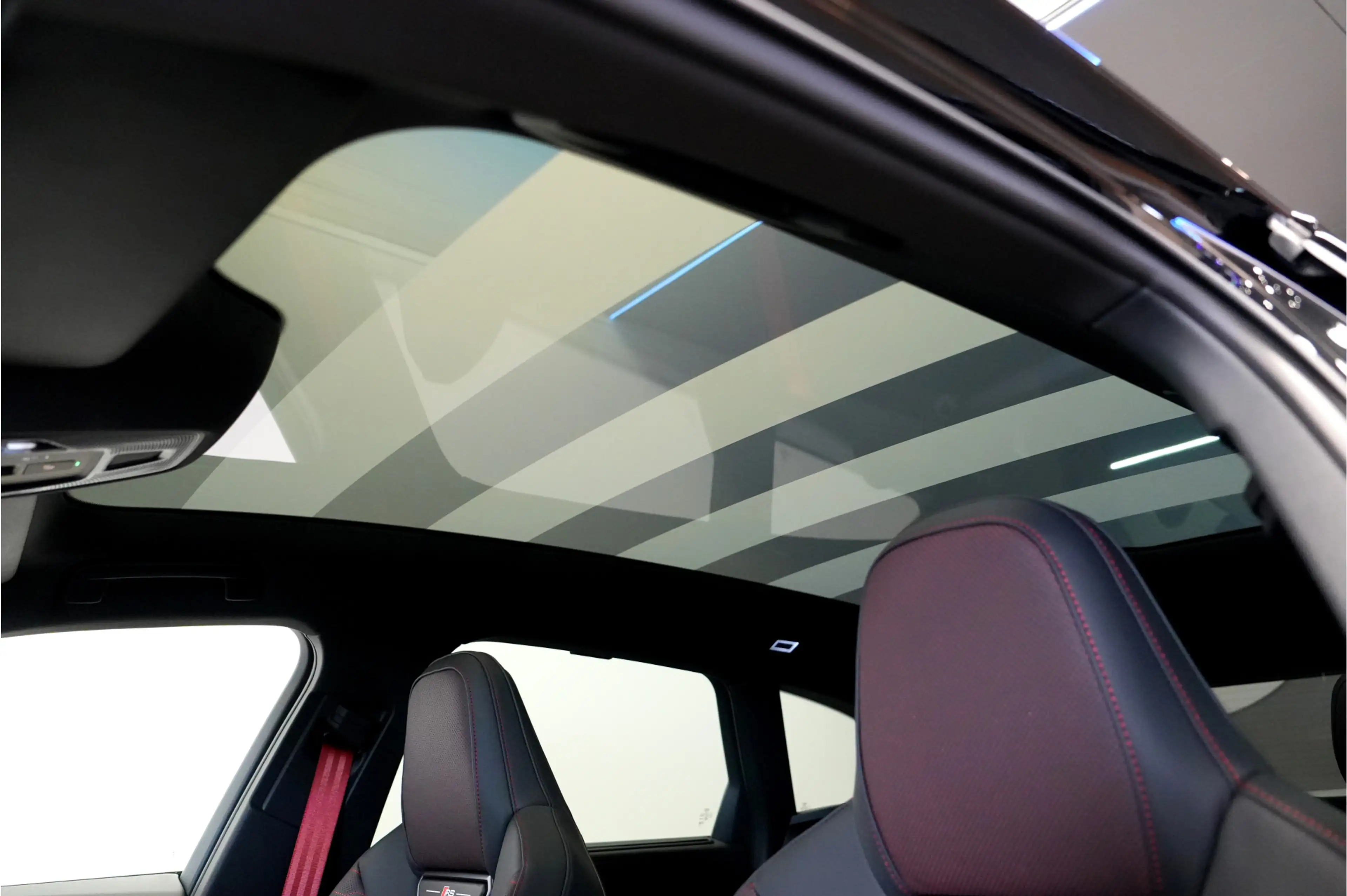 Audi RS5 Avant e-hybrid 470kW/640pk Aut8 Quattro Tech Pro K — photo 28