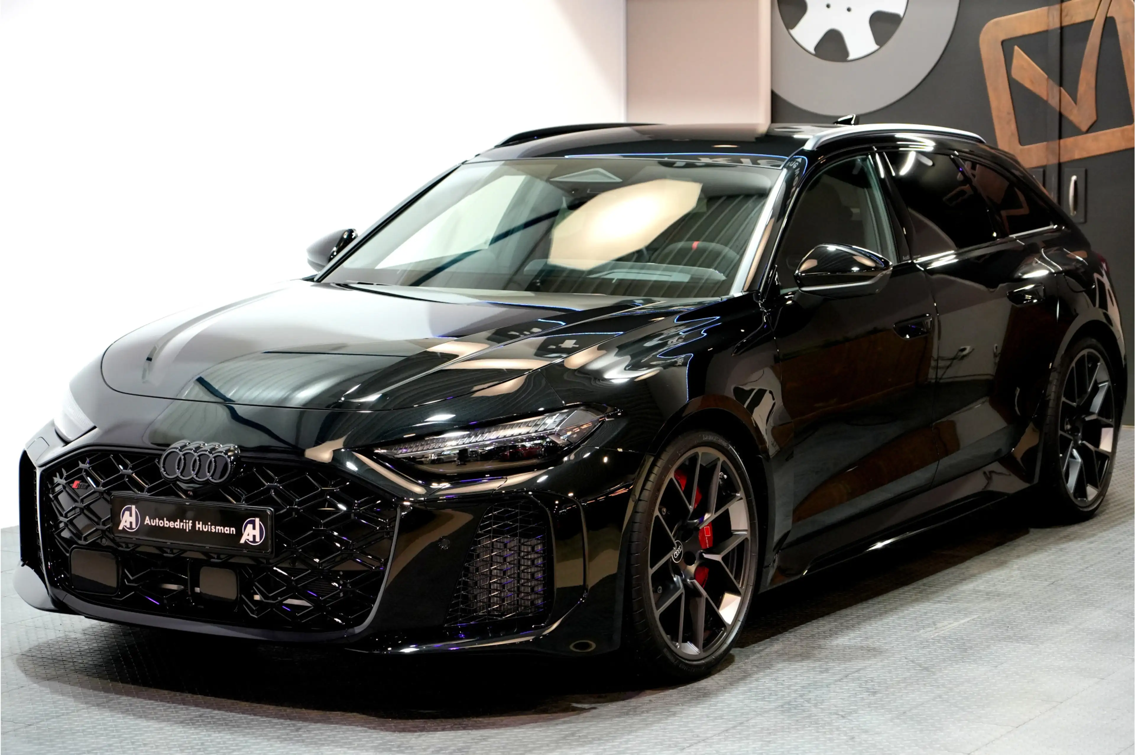 Audi RS5 Avant e-hybrid 470kW/640pk Aut8 Quattro Tech Pro K — photo 25