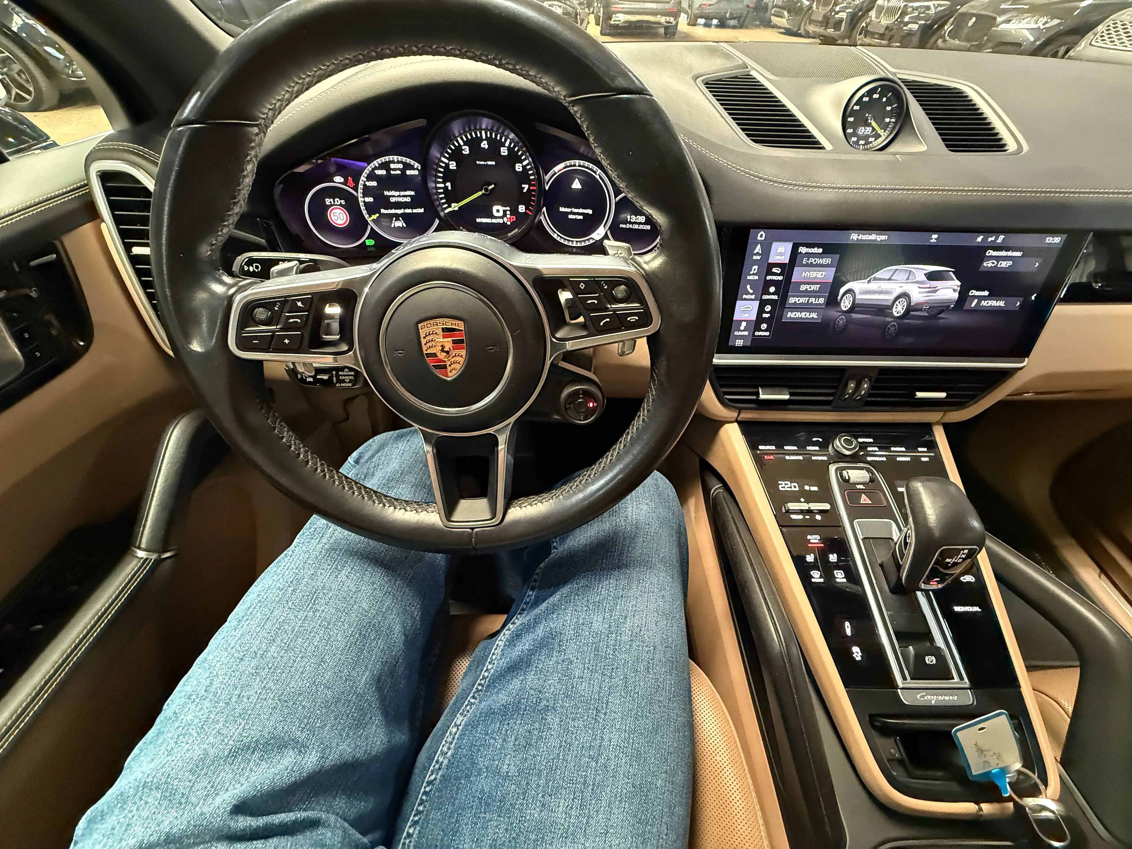 Porsche Cayenne Cayenne 3.0i V6 PHEV Tiptronic S — photo 13