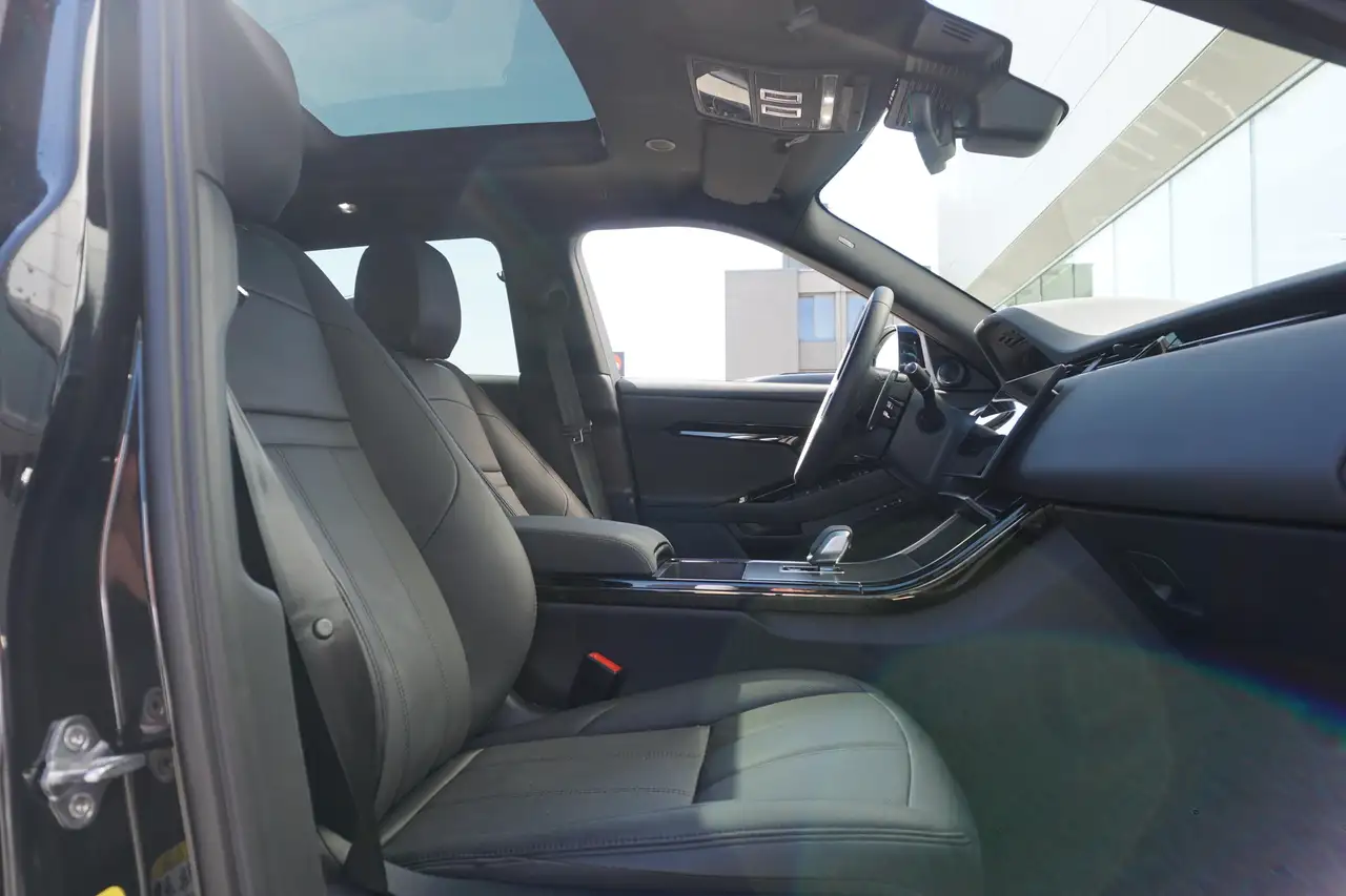 Land Rover Range Rover Evoque 2026 — фото 14