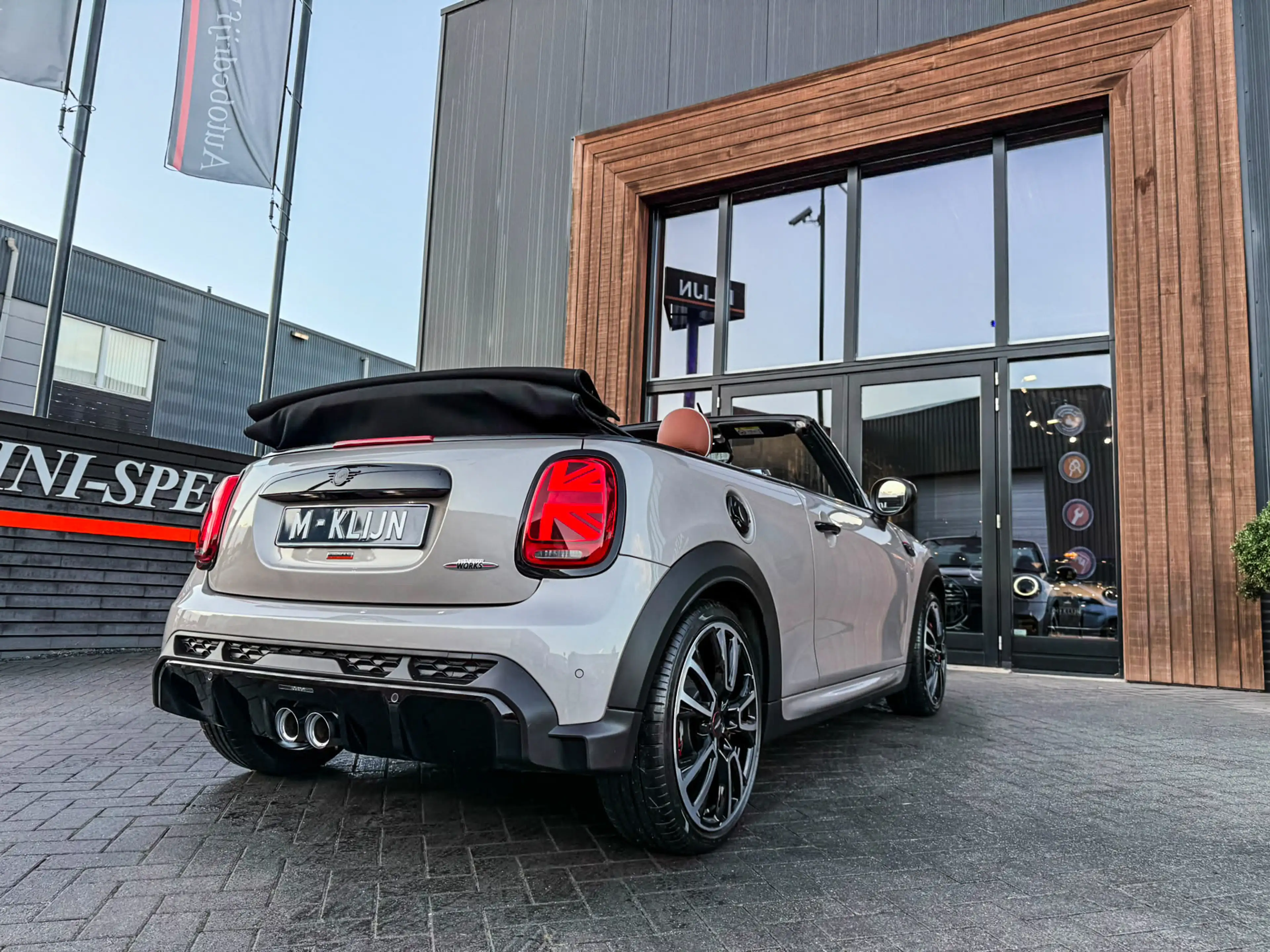 MINI John Cooper Works Cabrio 2.0 JCW Pack F1 aut 231pk/Rooftop grey/Bruin leer/ — photo 7