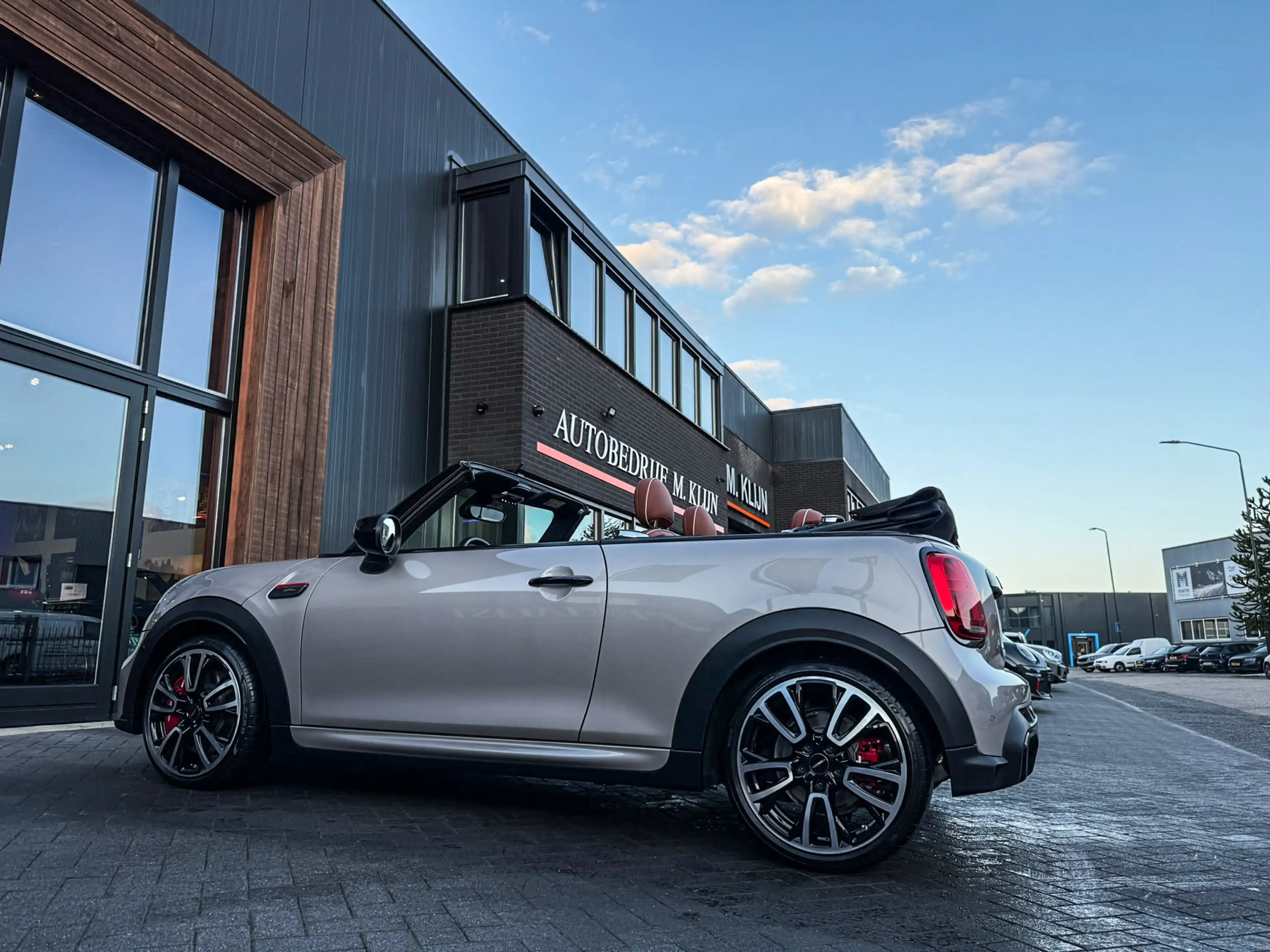 MINI John Cooper Works Cabrio 2.0 JCW Pack F1 aut 231pk/Rooftop grey/Bruin leer/ — photo 13