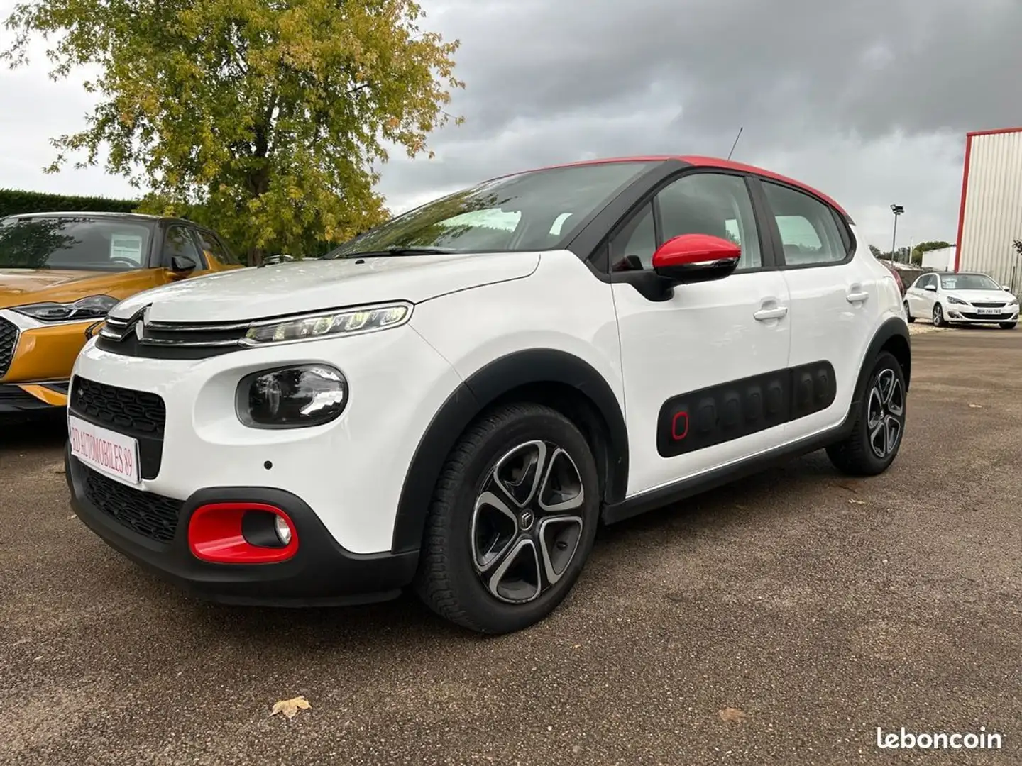 Citroen C3 Citroën 1.2 82 CH Feel Weiß - 1