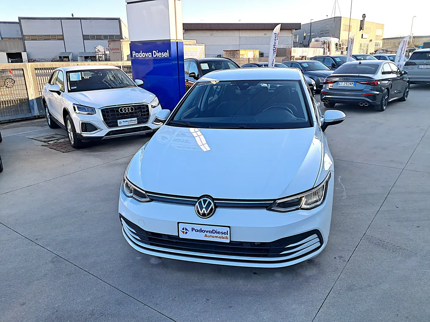 Volkswagen Golf 1.0 tsi evo Life 110cv Bianco - 2