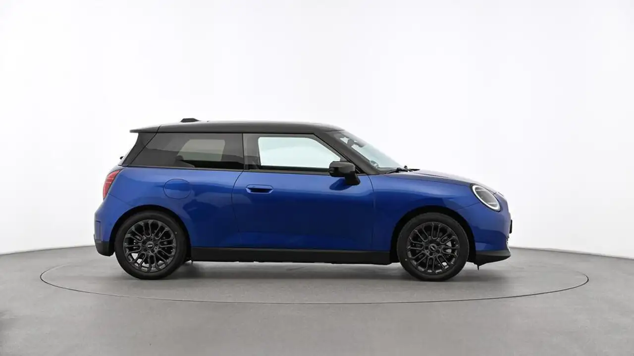 MINI Cooper Favoured Trim, миниатюра 3