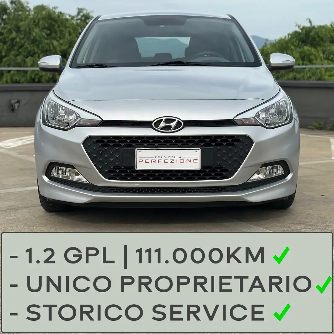 Hyundai i20 1.2 GPL, Unico Proprietario, Storico Tagliandi Plateado - 1