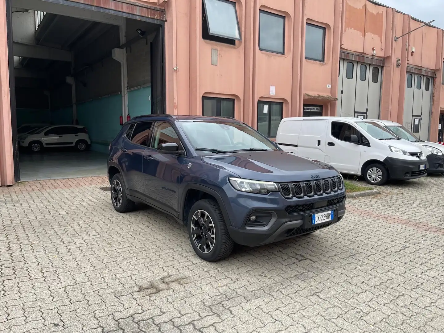 Jeep Compass Compass 1.3 turbo t4 phev Trailhawk 4xe auto Blau - 1