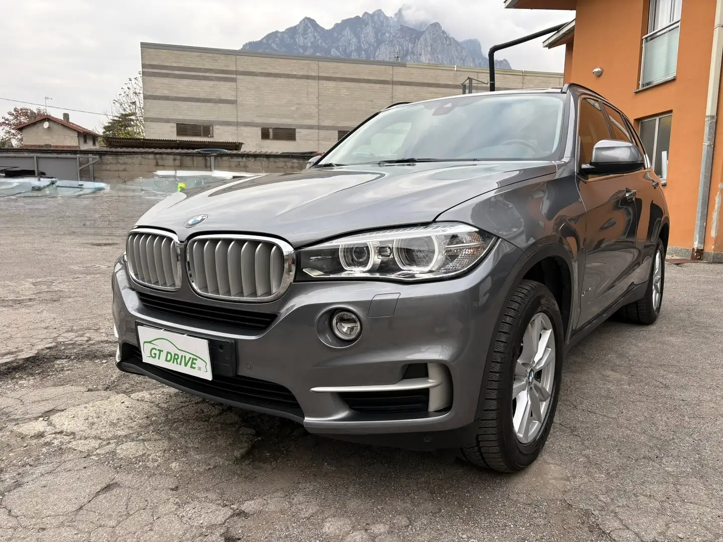 BMW X5 X5 F15 xdrive40d Business auto CV 313 Gris - 1
