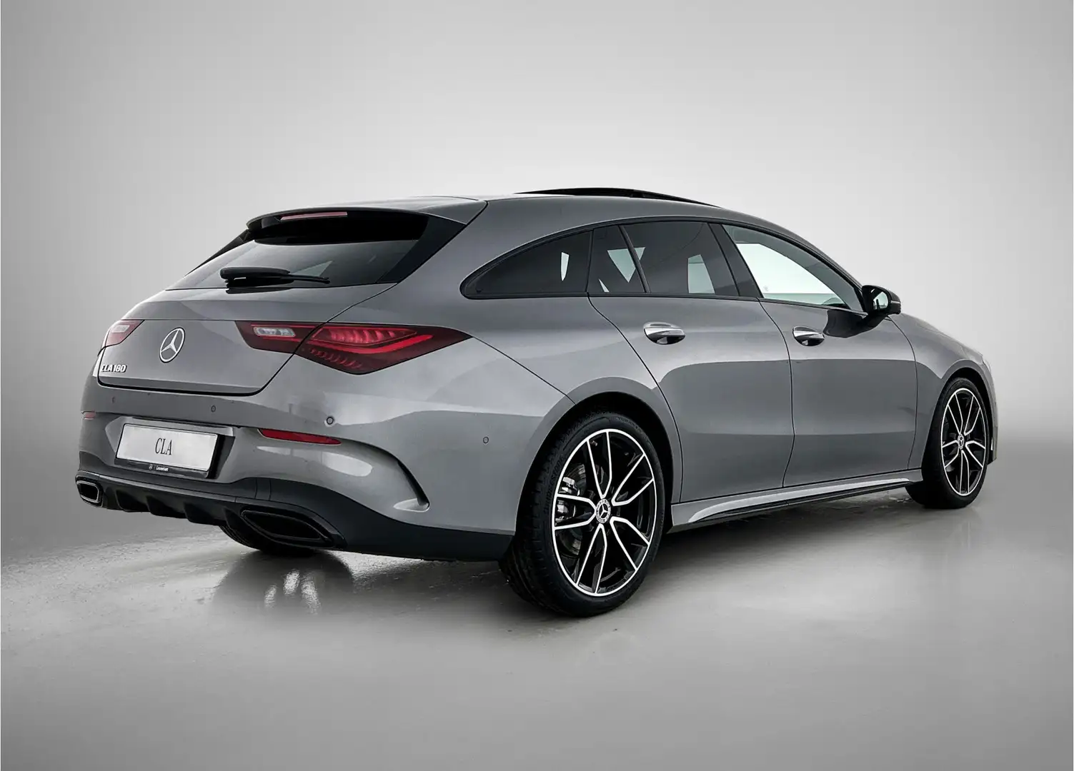 Mercedes-Benz CLA 180 Shooting Brake Business Solution AMG | AMG Line Pl Gris - 2