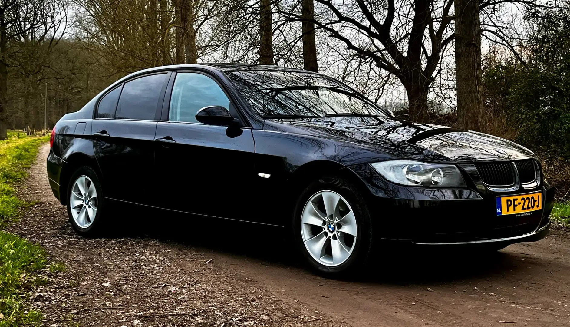 BMW 318 318i Black - 2