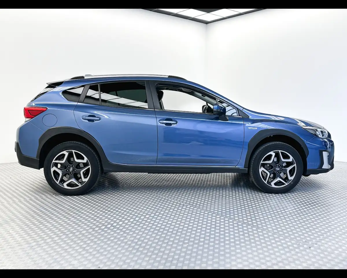 Subaru Xv 2.0i e-Boxer MHEV Lineartronic Premium, миниатюра 3