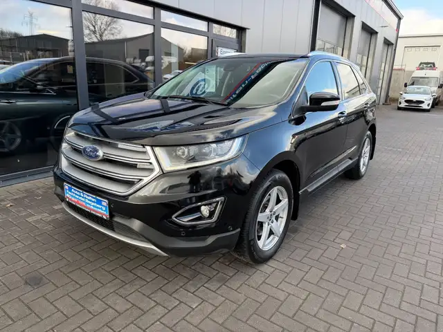 Ford Edge 2.0TDCI Titanium 4x4*LED*NAVI*