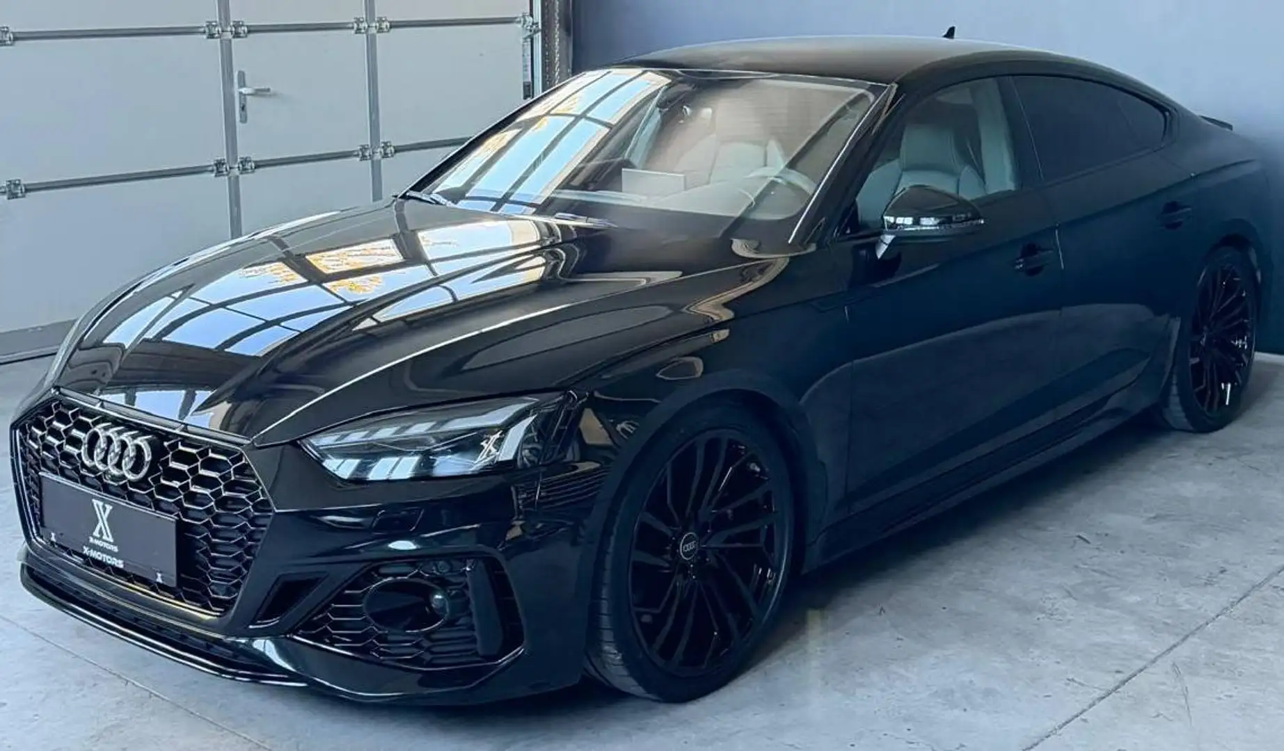 Audi RS5 2.9 TFSI quattro Schwarz - 2